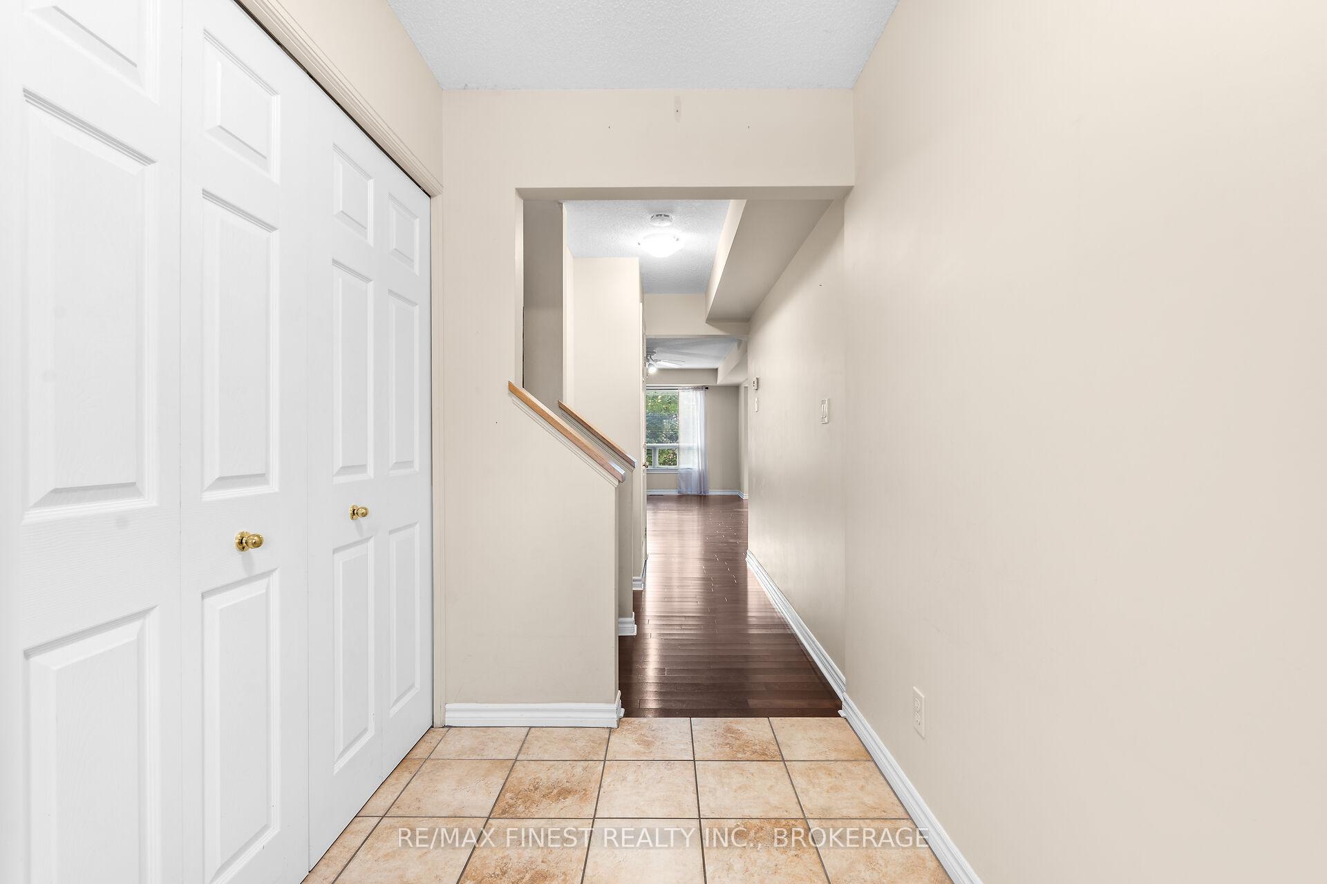 Photo 5 of 698 MacLean Court, Kingston, Kingston East (Incl Barret Crt) — HOMEH