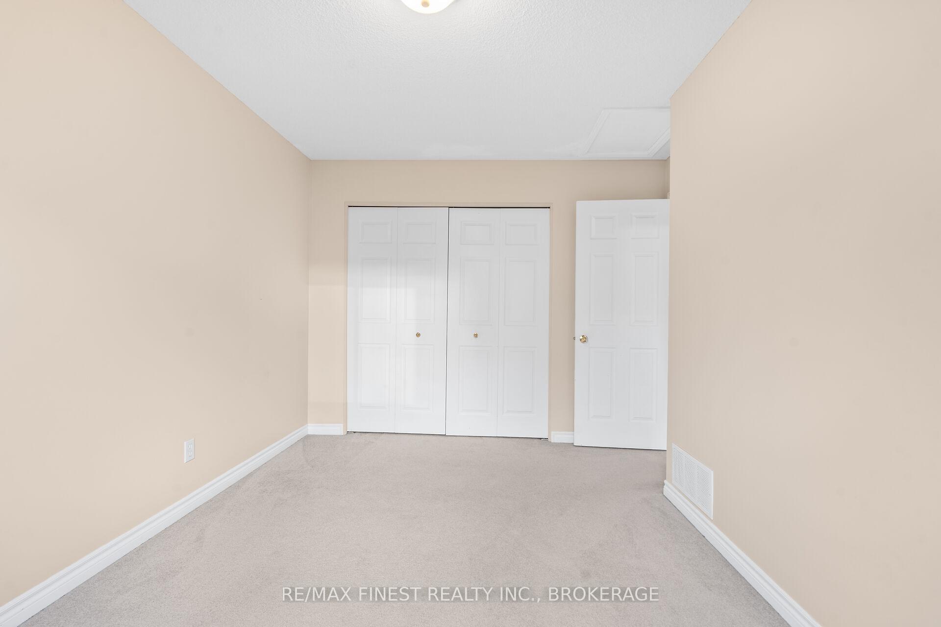 Photo 21 of 698 MacLean Court, Kingston, Kingston East (Incl Barret Crt) — HOMEH