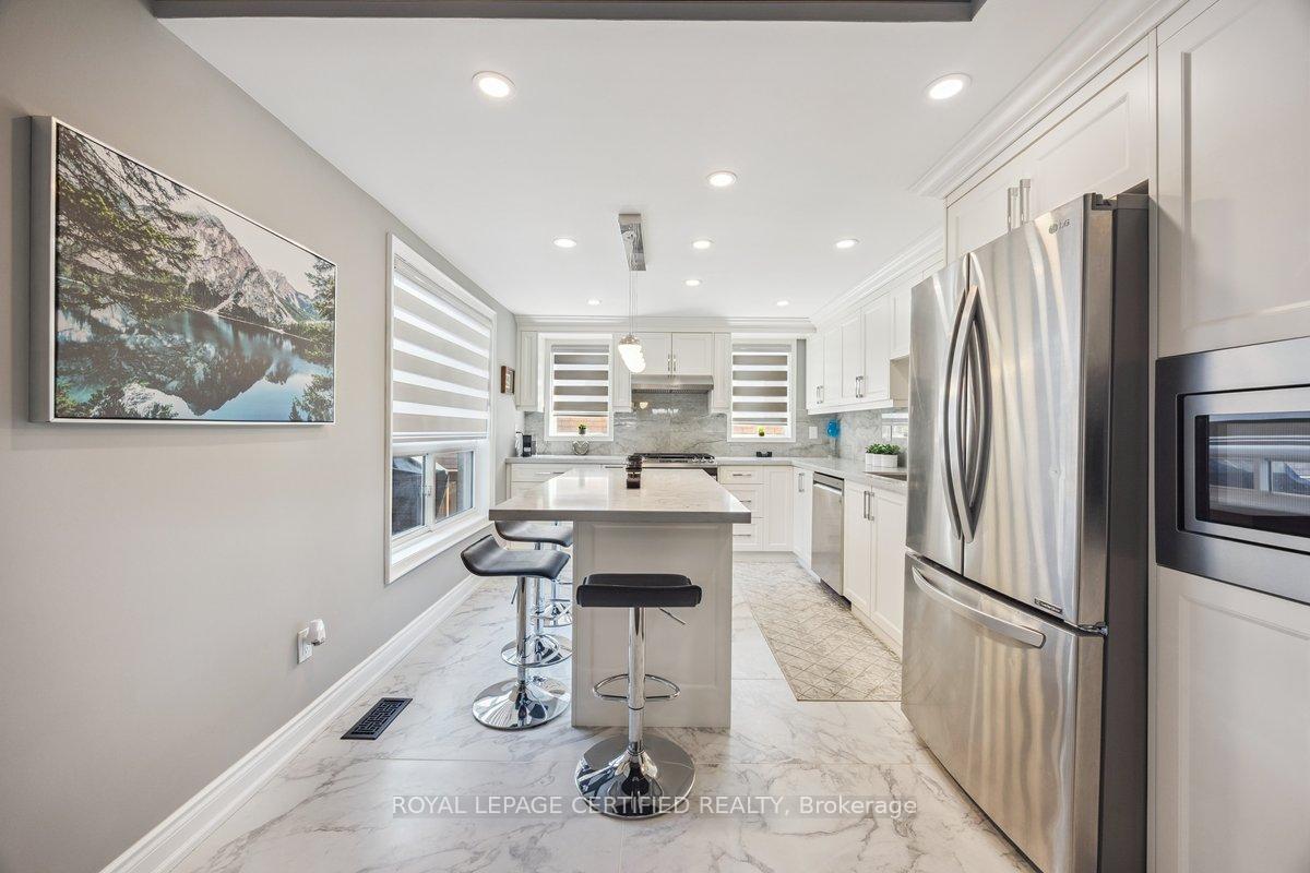 Photo 9 of 1268 Forest Street, Innisfil, Alcona — HOMEH