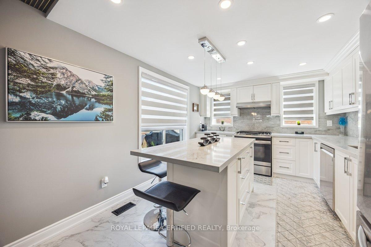 Photo 10 of 1268 Forest Street, Innisfil, Alcona — HOMEH