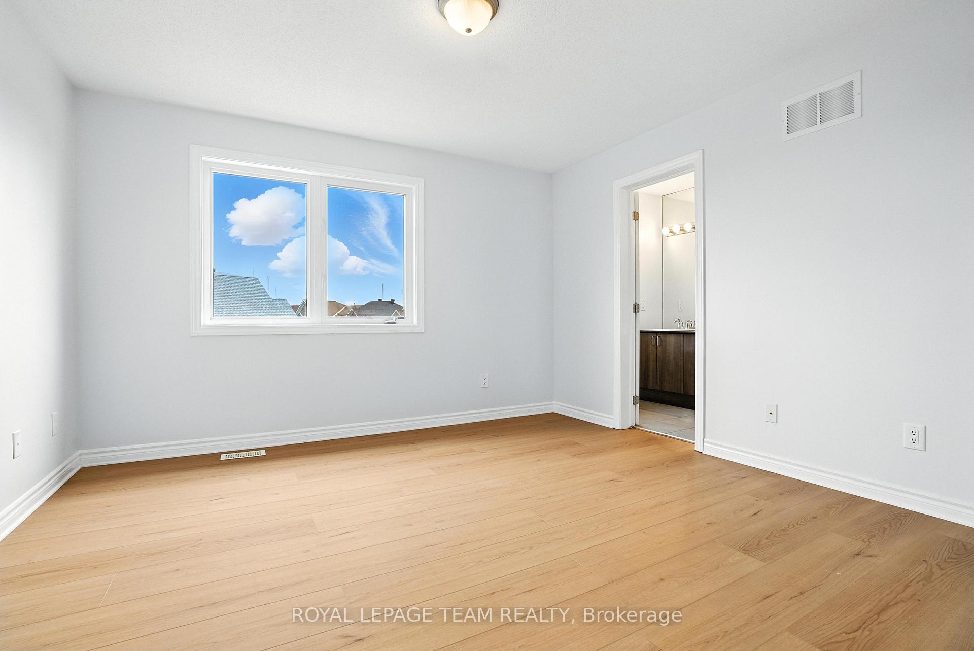 Photo 25 of 495 Coldwater Crescent, Ottawa, Kanata - Emerald Meadows/Trailwest — HOMEH