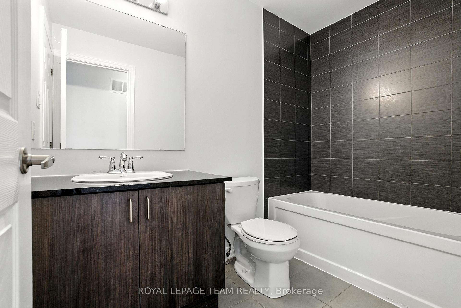 Photo 33 of 495 Coldwater Crescent, Ottawa, Kanata - Emerald Meadows/Trailwest — HOMEH