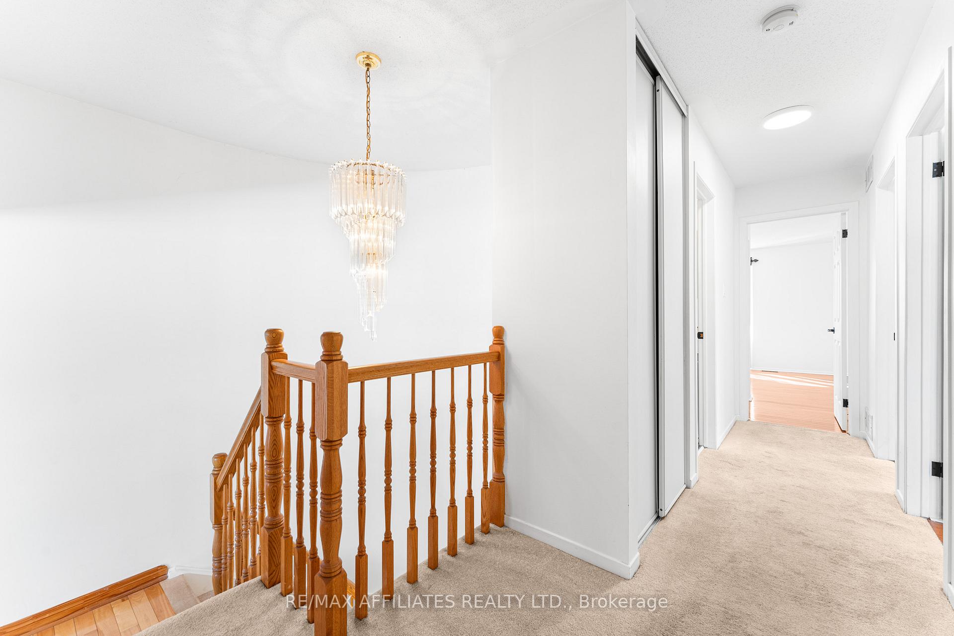 Photo 25 of 33 Inverary Drive, Ottawa, Kanata - Morgan's Grant/South March — HOMEH