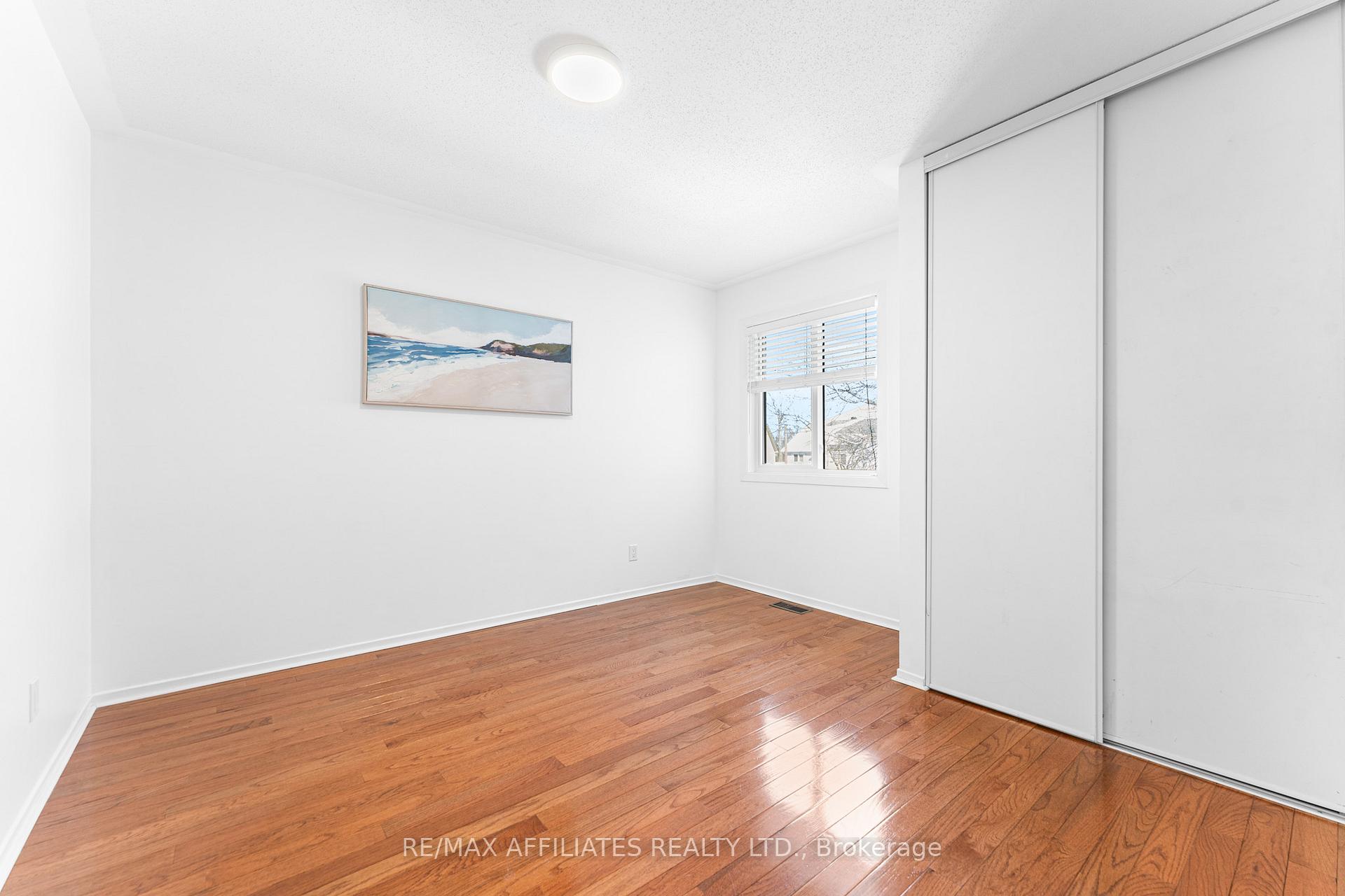 Photo 31 of 33 Inverary Drive, Ottawa, Kanata - Morgan's Grant/South March — HOMEH
