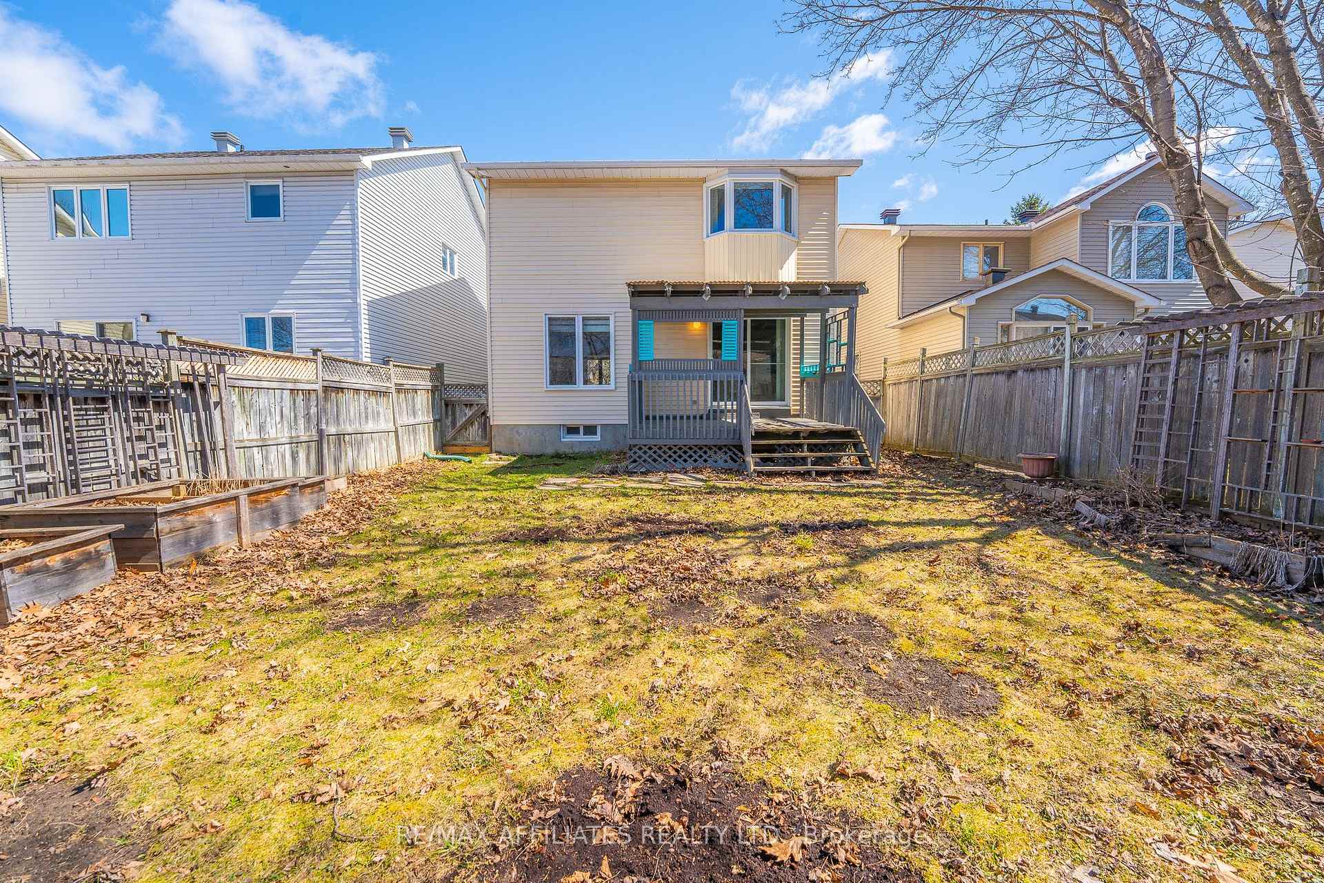 Photo 45 of 33 Inverary Drive, Ottawa, Kanata - Morgan's Grant/South March — HOMEH