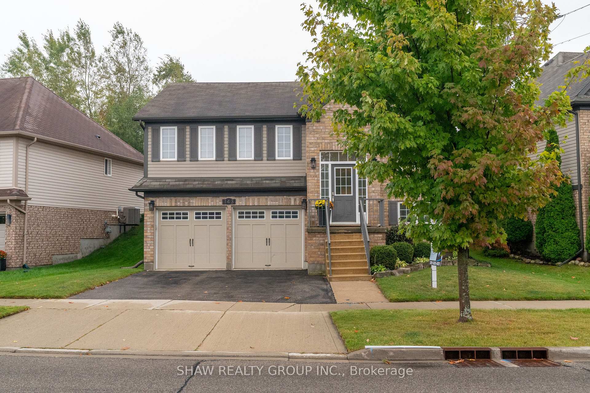 Photo 2 of 143 Isaiah Drive, Kitchener — HOMEH