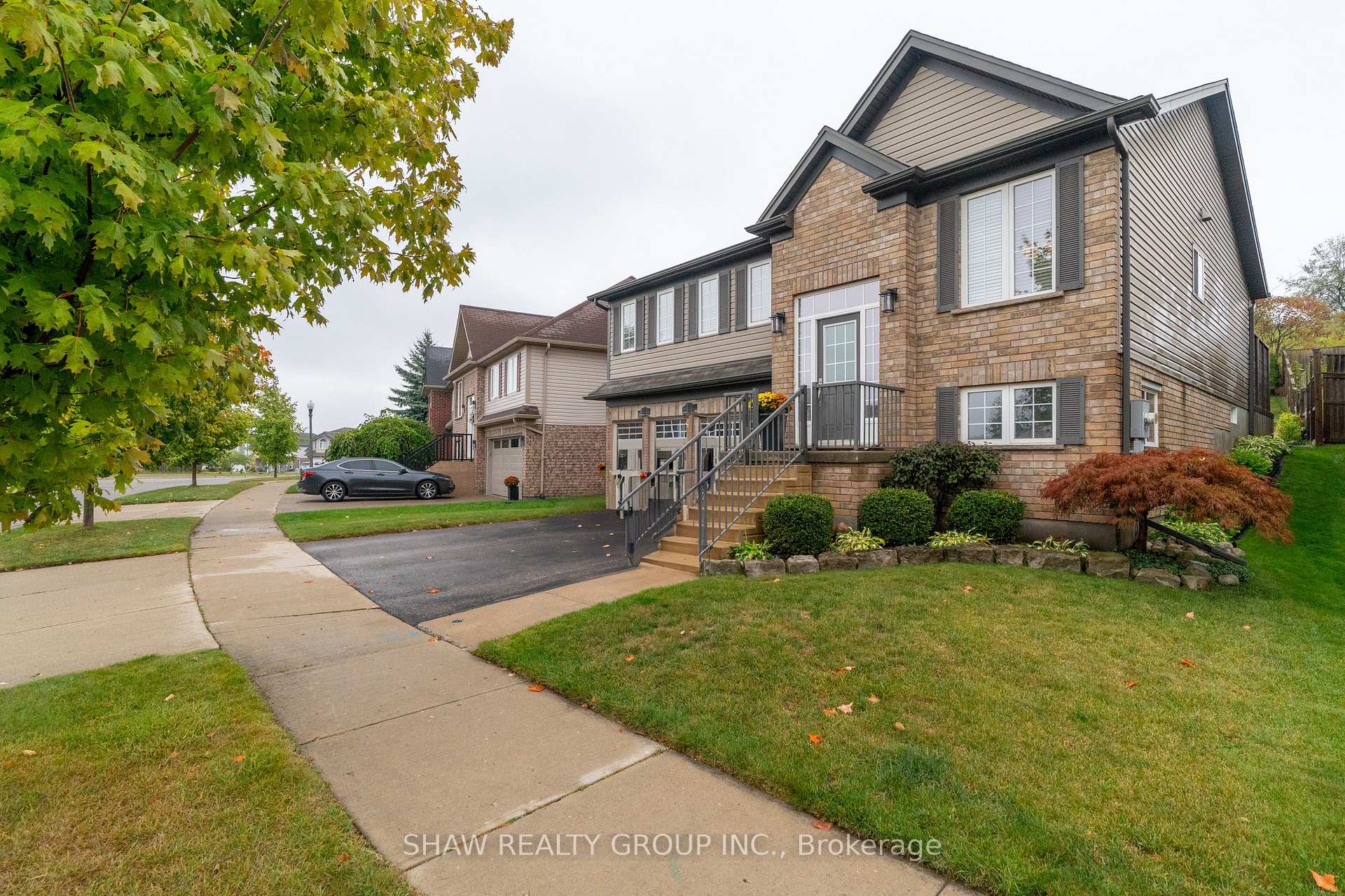 Photo 6 of 143 Isaiah Drive, Kitchener — HOMEH
