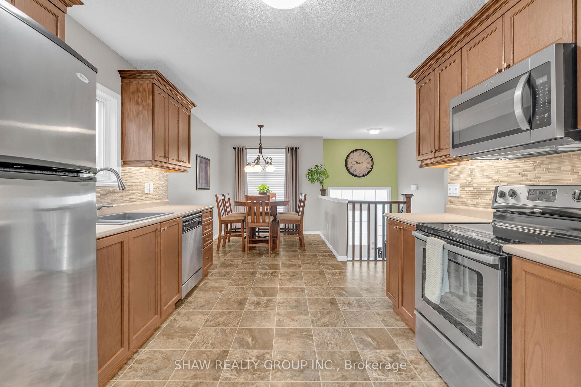 Photo 13 of 143 Isaiah Drive, Kitchener — HOMEH
