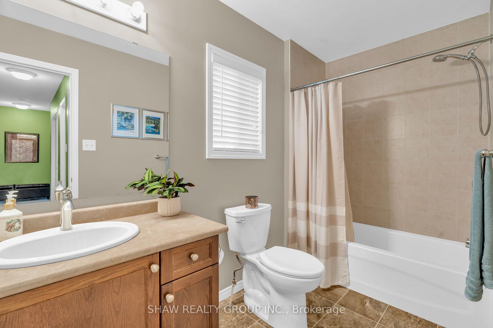 Photo 23 of 143 Isaiah Drive, Kitchener — HOMEH