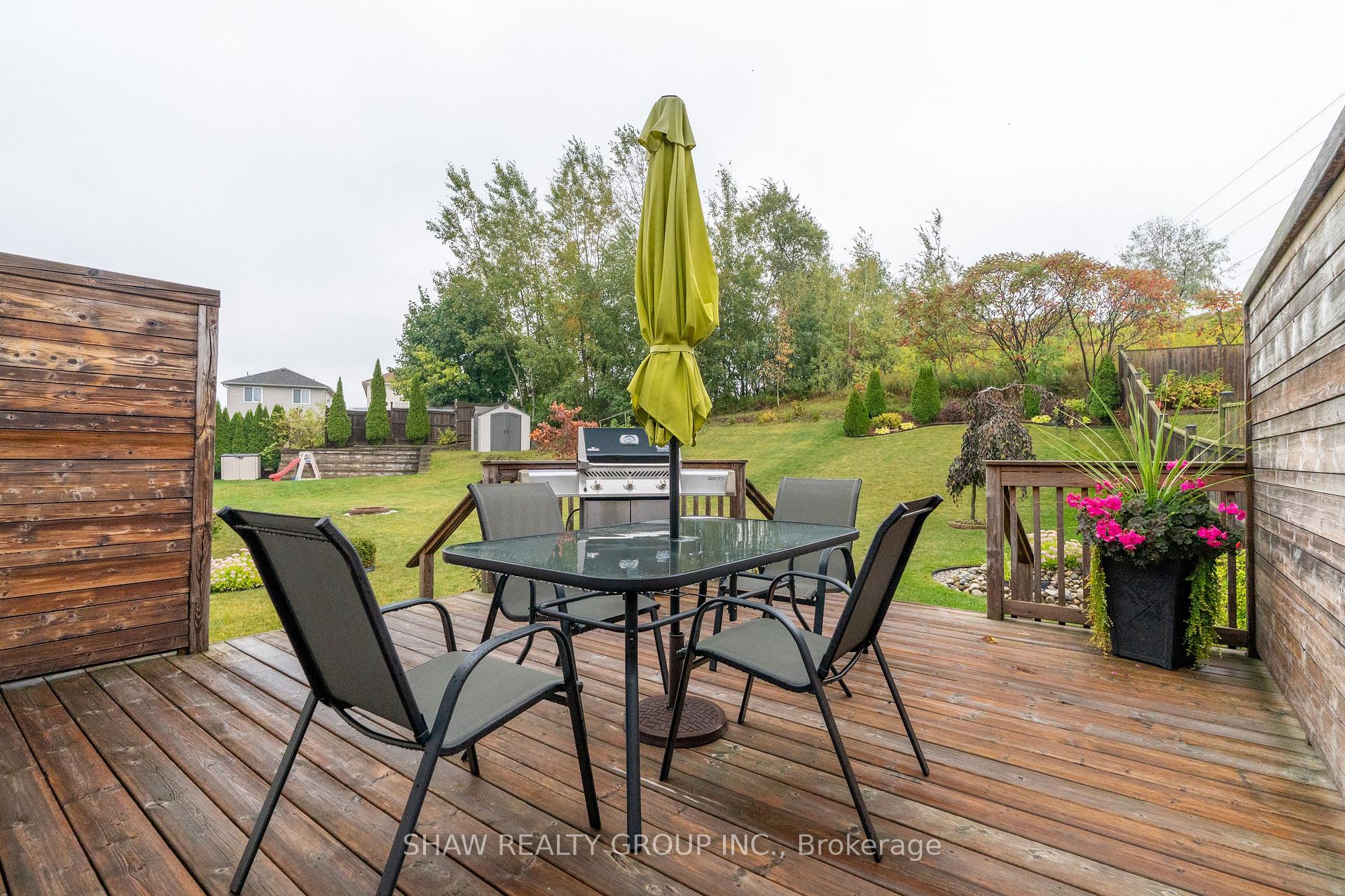 Photo 38 of 143 Isaiah Drive, Kitchener — HOMEH