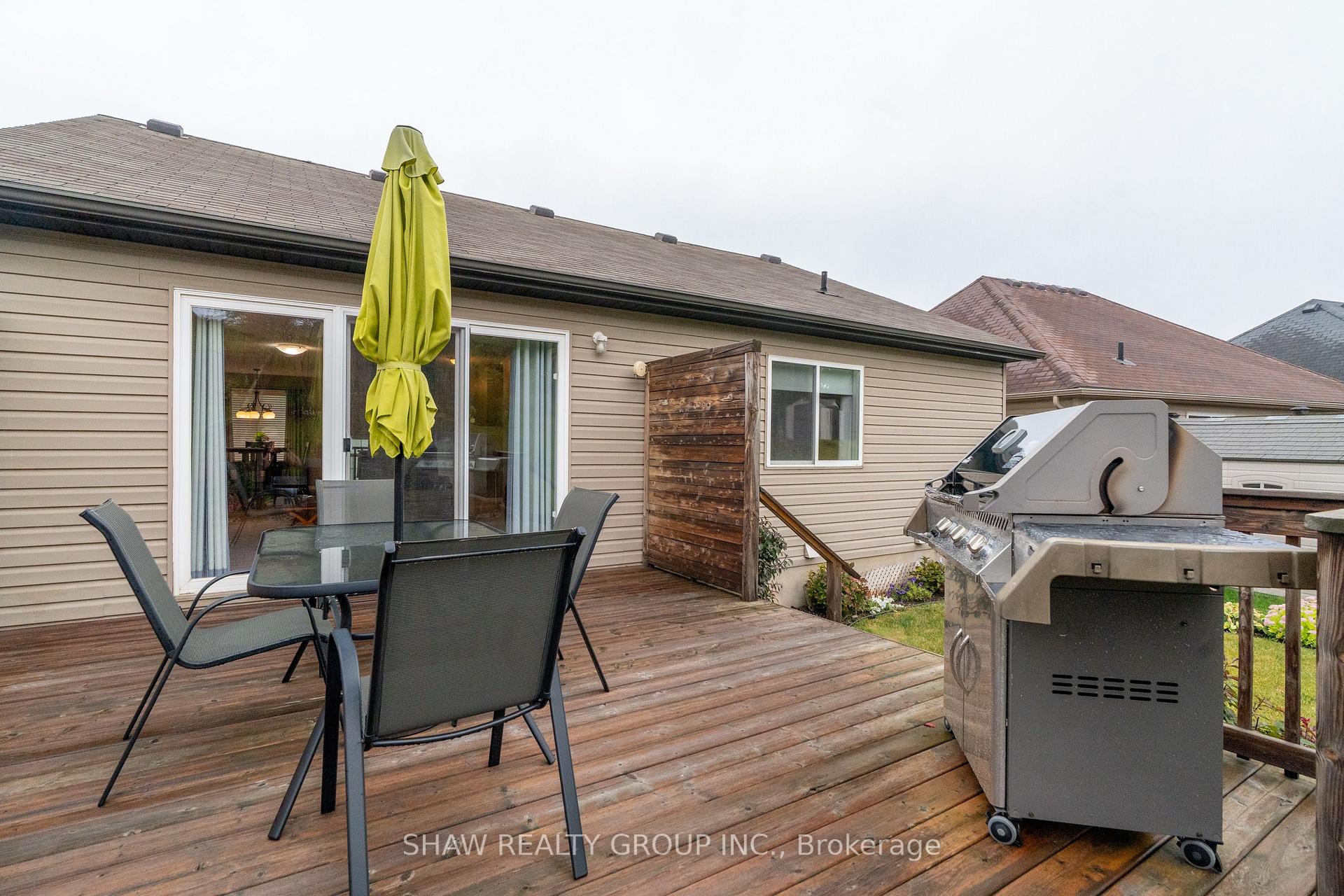 Photo 39 of 143 Isaiah Drive, Kitchener — HOMEH