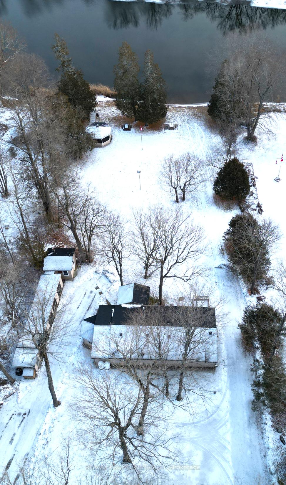 Photo 36 of 689 River Drive, Lanark Highlands, Lanark Highlands (Dalhousie) Twp — HOMEH