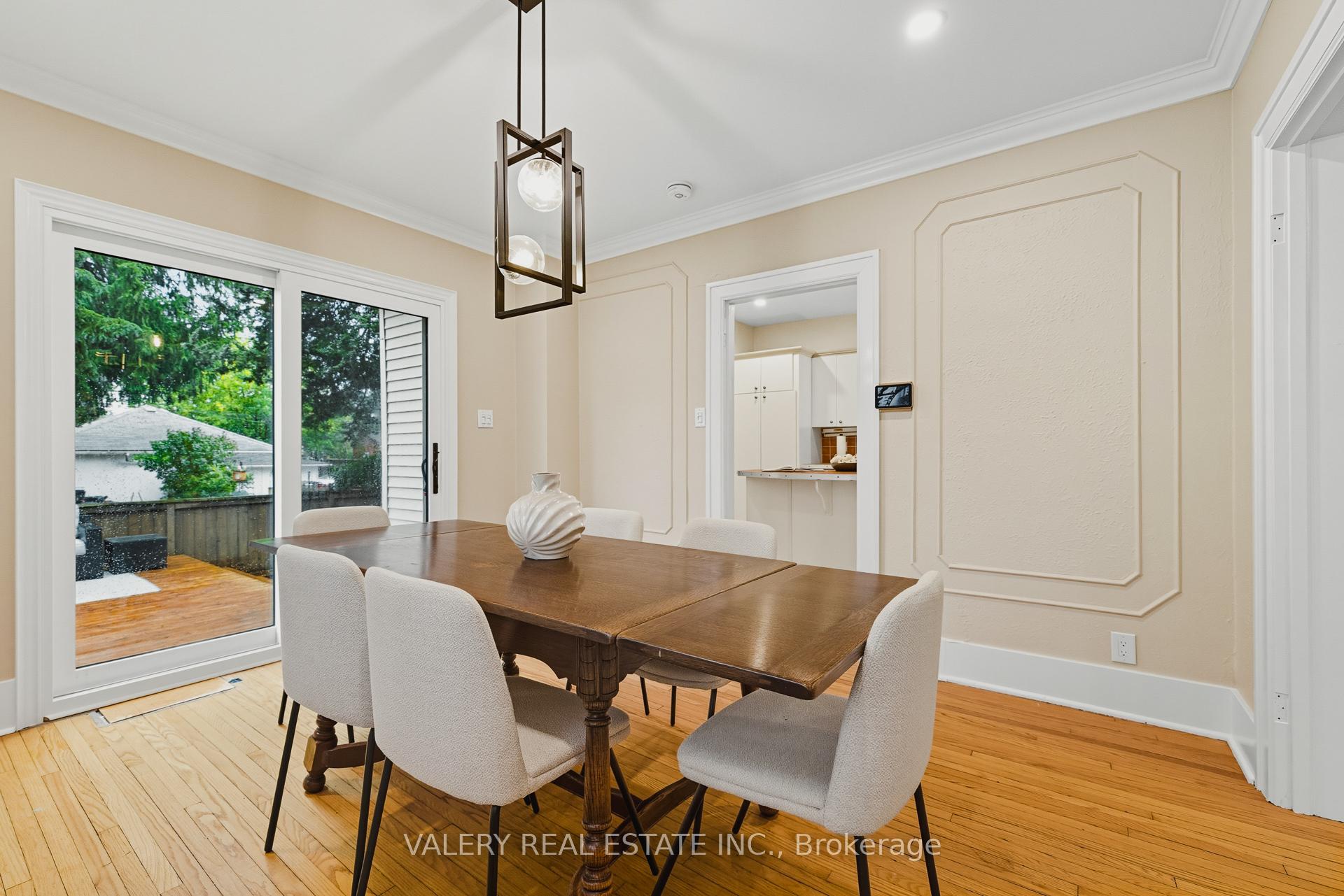 Photo 8 of 81 Pandora Avenue N, Kitchener — HOMEH