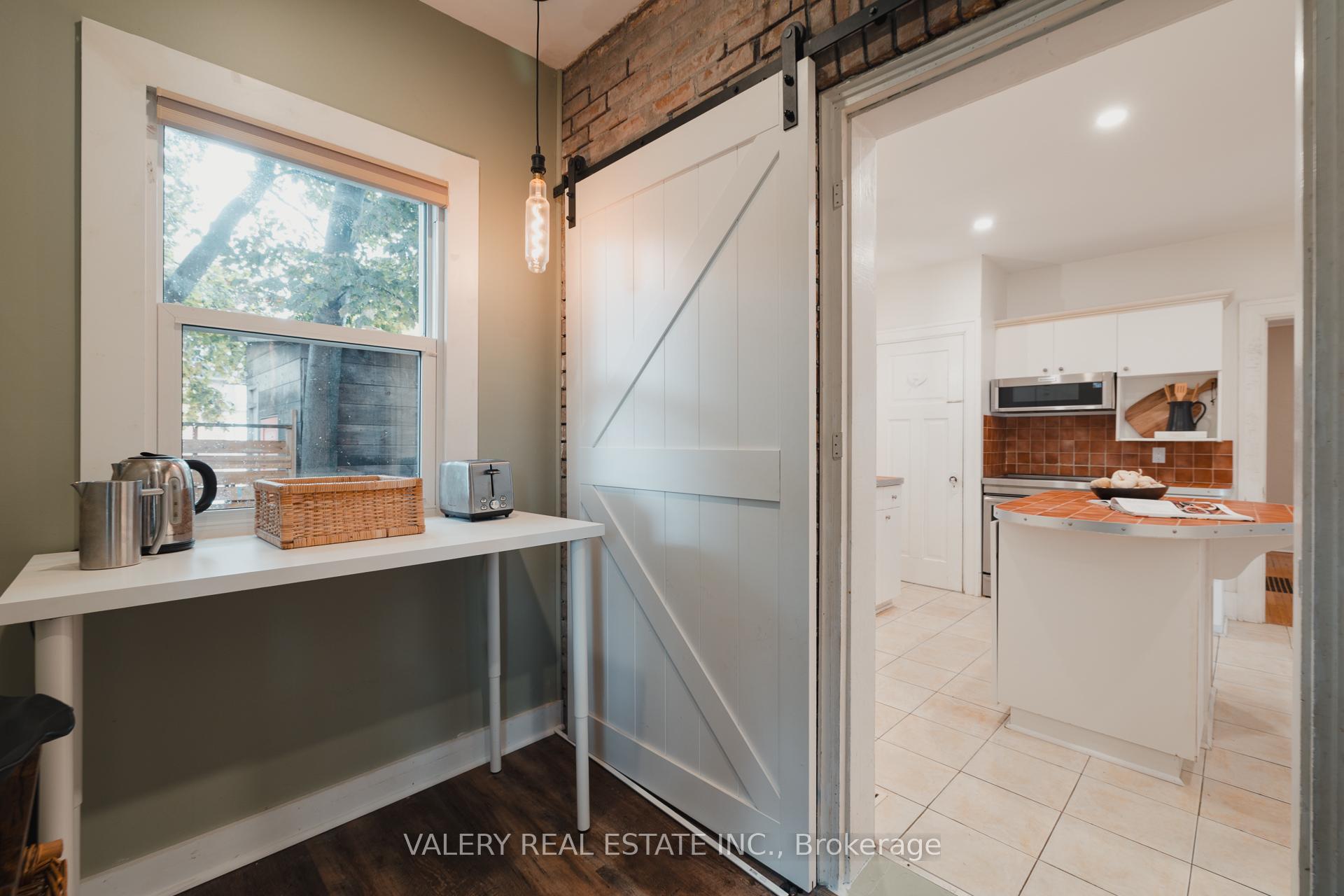Photo 15 of 81 Pandora Avenue N, Kitchener — HOMEH