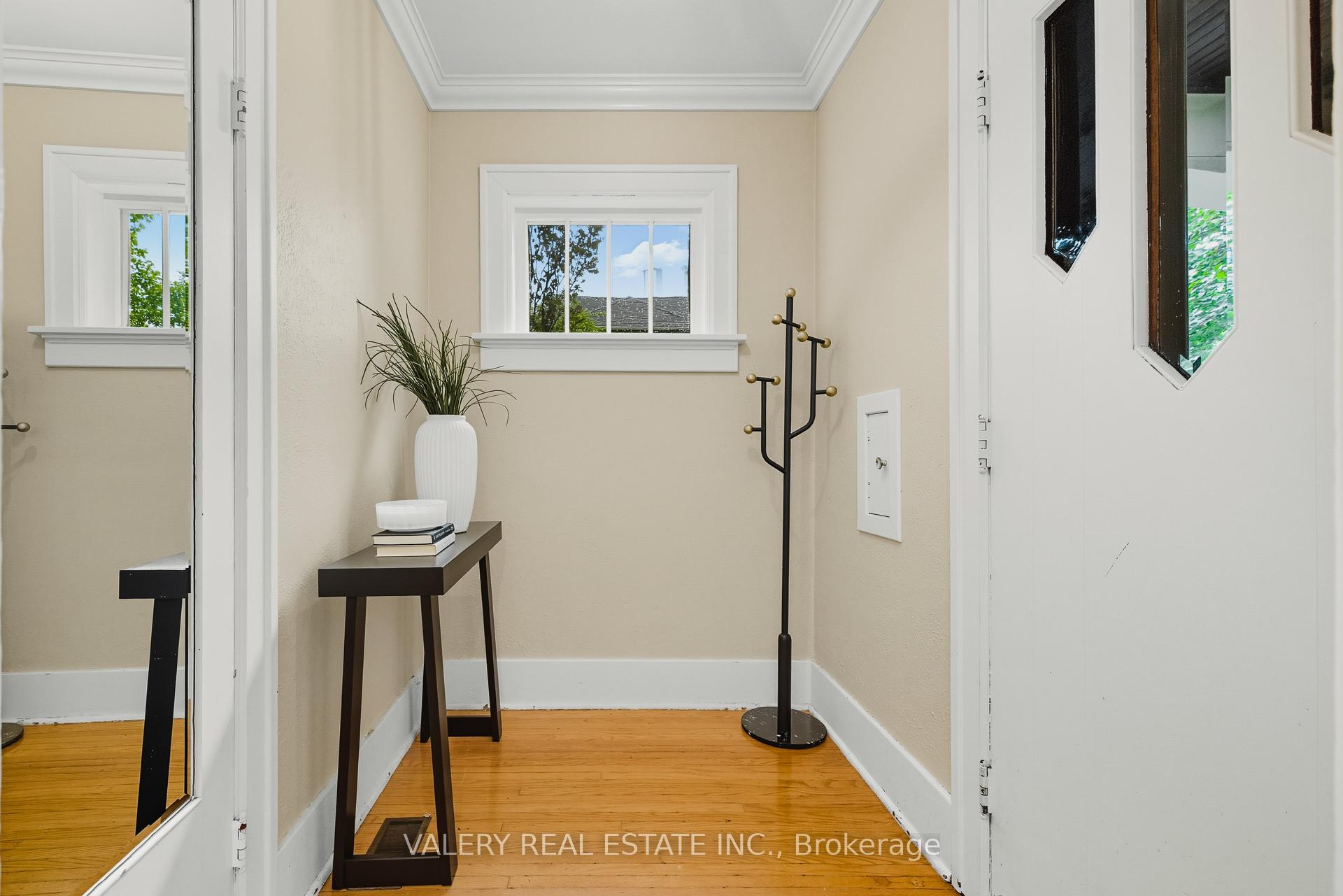 Photo 25 of 81 Pandora Avenue N, Kitchener — HOMEH