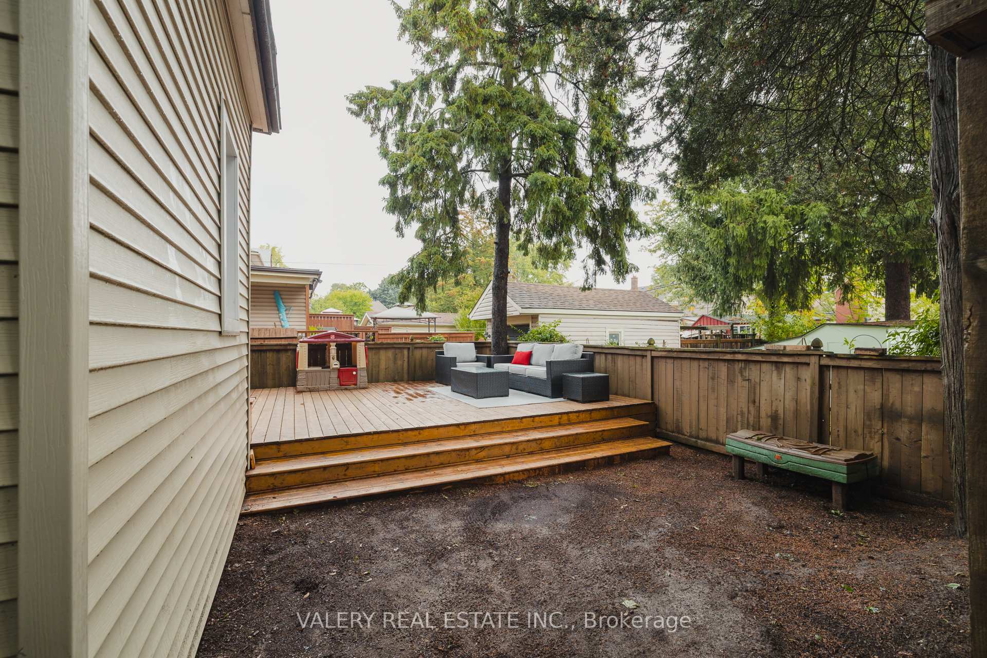 Photo 30 of 81 Pandora Avenue N, Kitchener — HOMEH