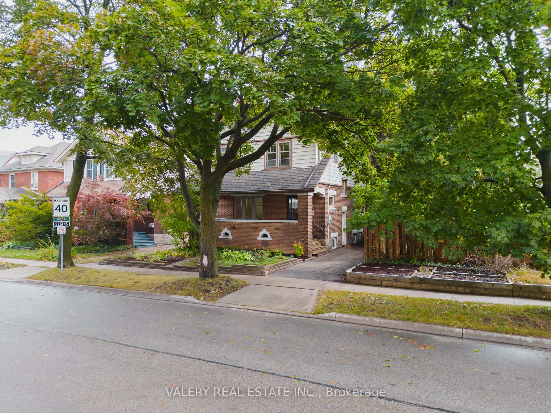 Photo 37 of 81 Pandora Avenue N, Kitchener — HOMEH