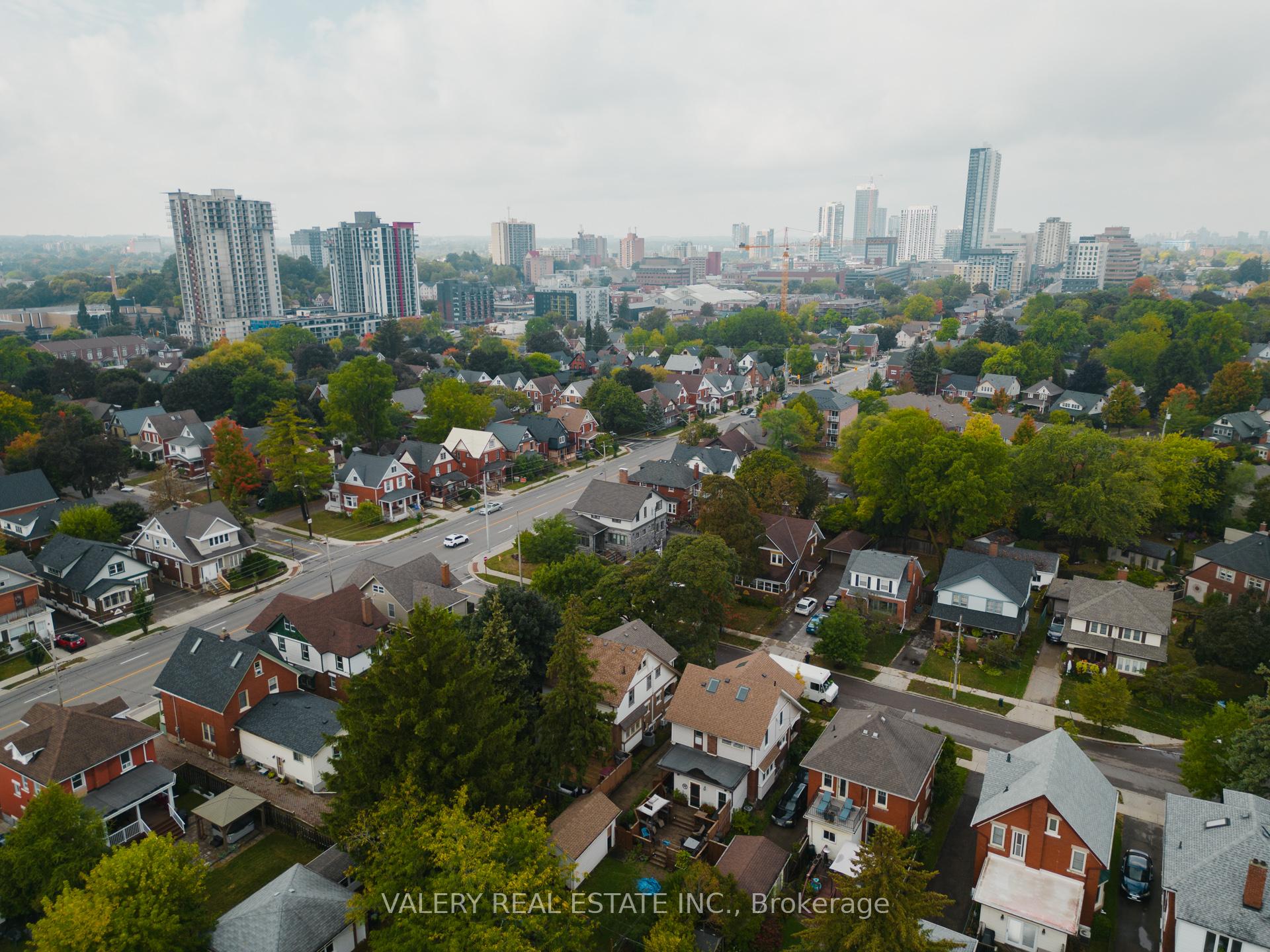 Photo 46 of 81 Pandora Avenue N, Kitchener — HOMEH