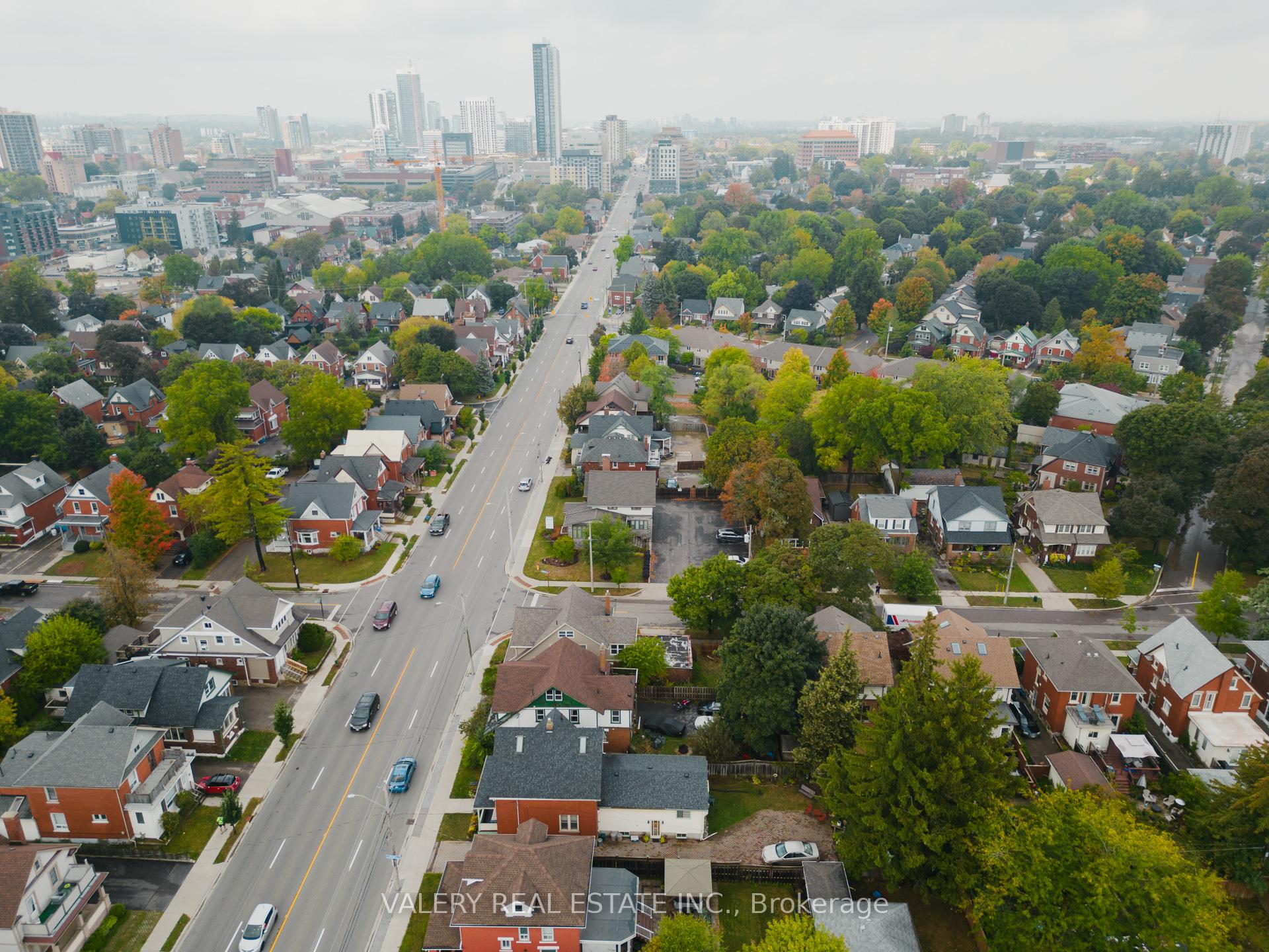 Photo 47 of 81 Pandora Avenue N, Kitchener — HOMEH