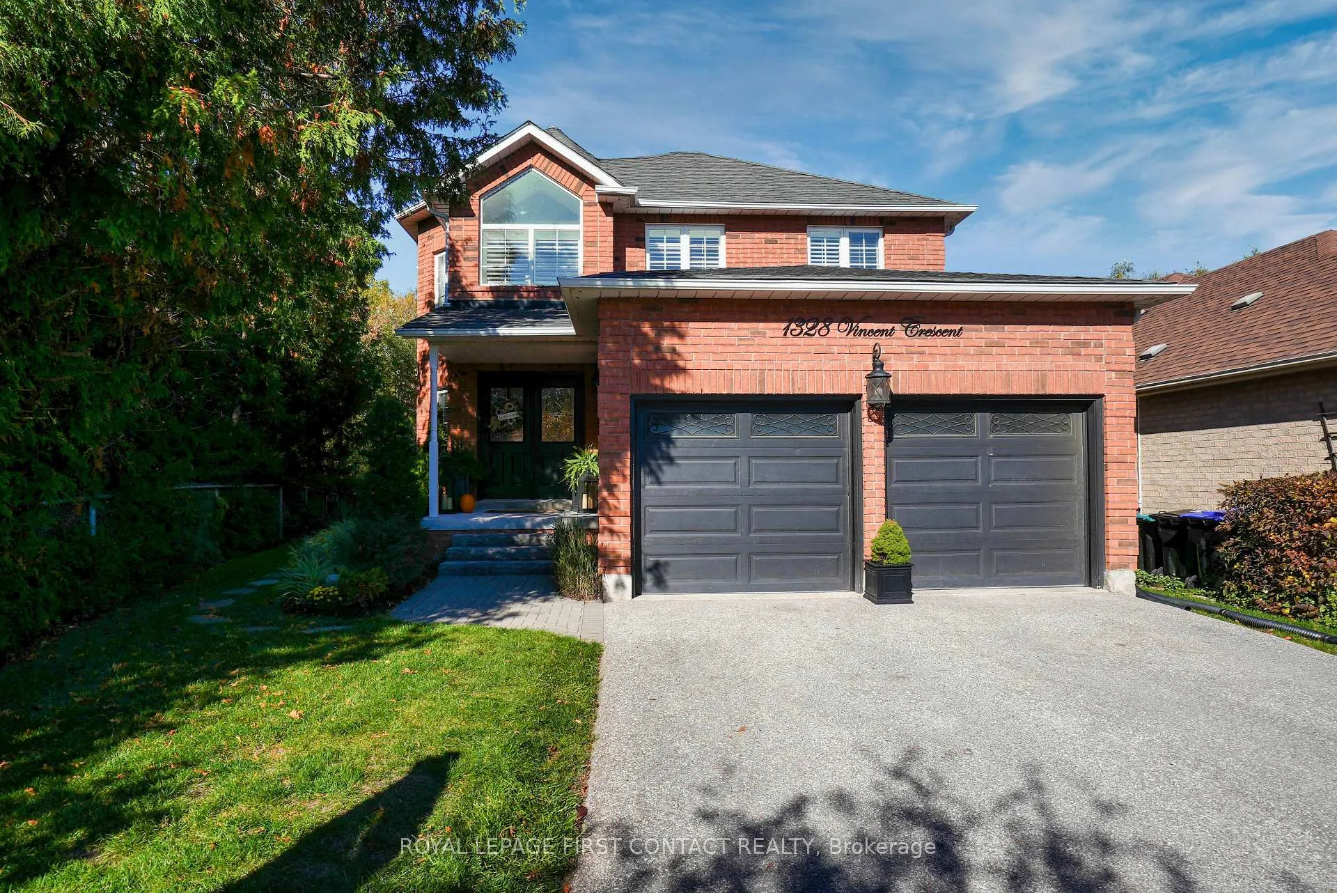 Photo 1 of 1328 Vincent Crescent, Innisfil, Alcona — HOMEH