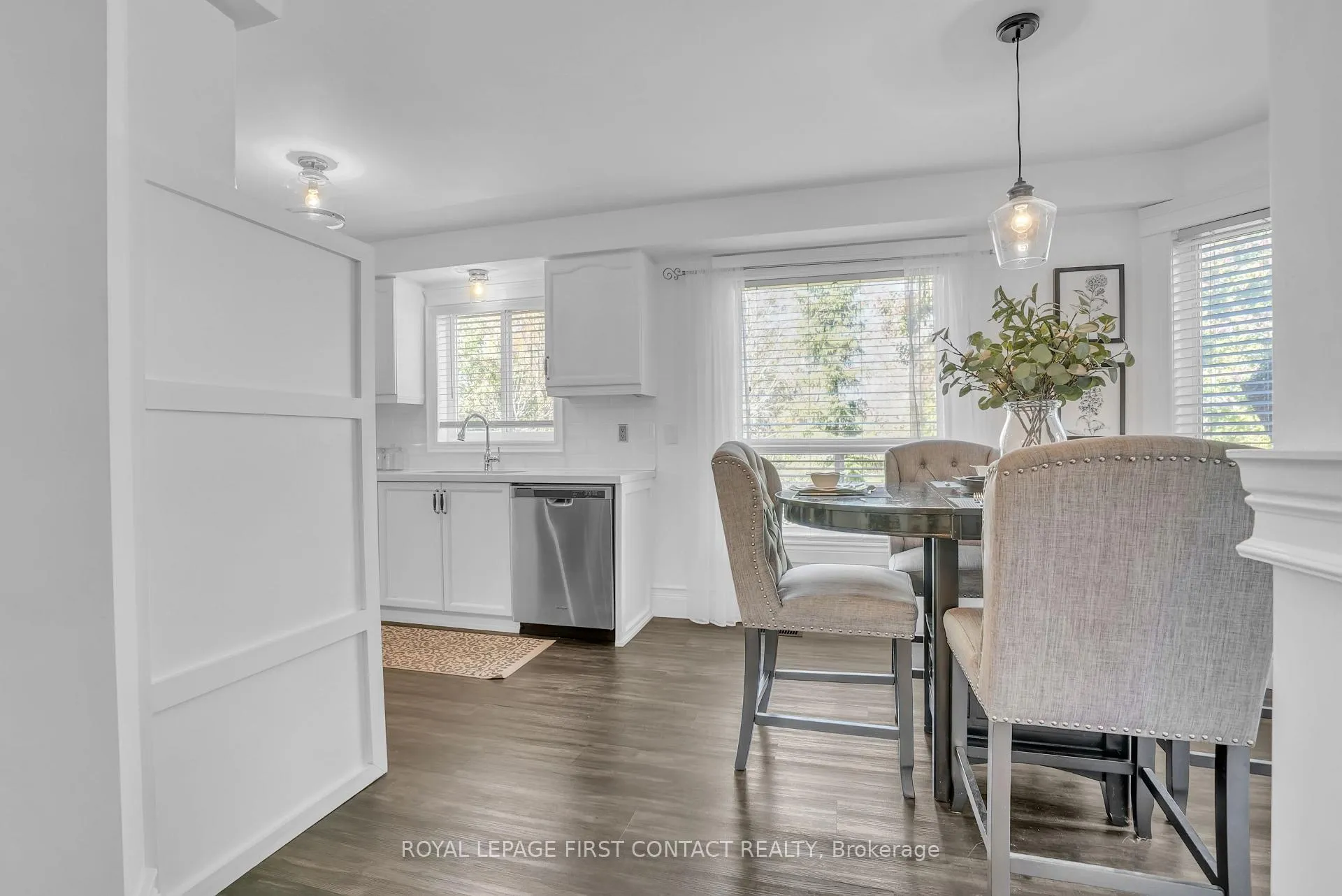 Photo 14 of 1328 Vincent Crescent, Innisfil, Alcona — HOMEH