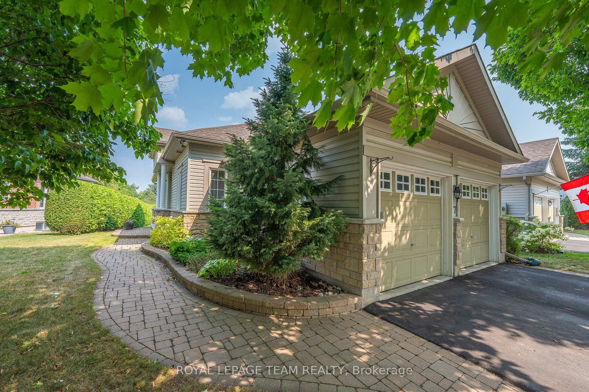 Photo 1 of 77 Kinmount Private, Ottawa, Kanata - Kanata Lakes/Heritage Hills — HOMEH