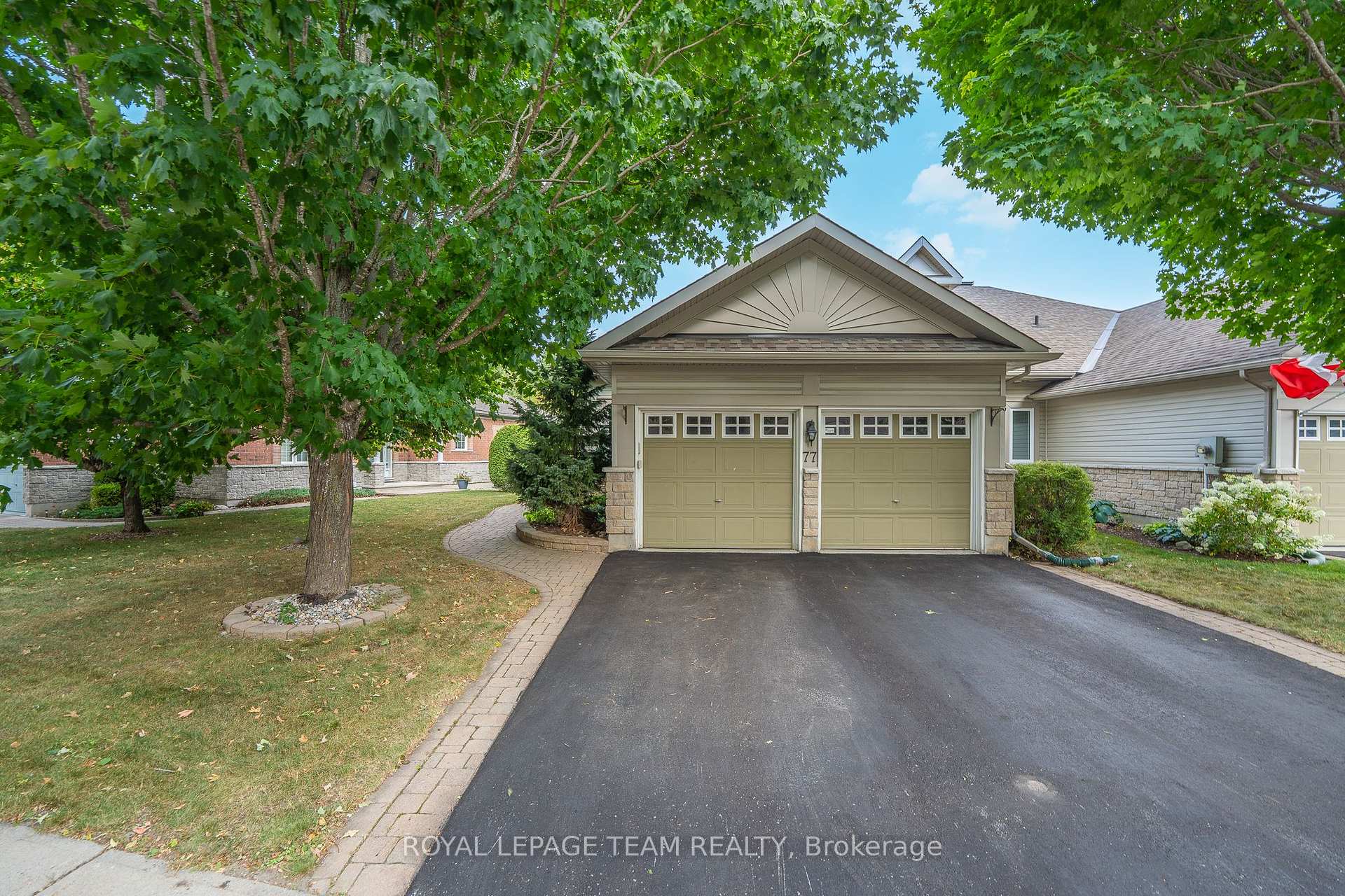 Photo 2 of 77 Kinmount Private, Ottawa, Kanata - Kanata Lakes/Heritage Hills — HOMEH