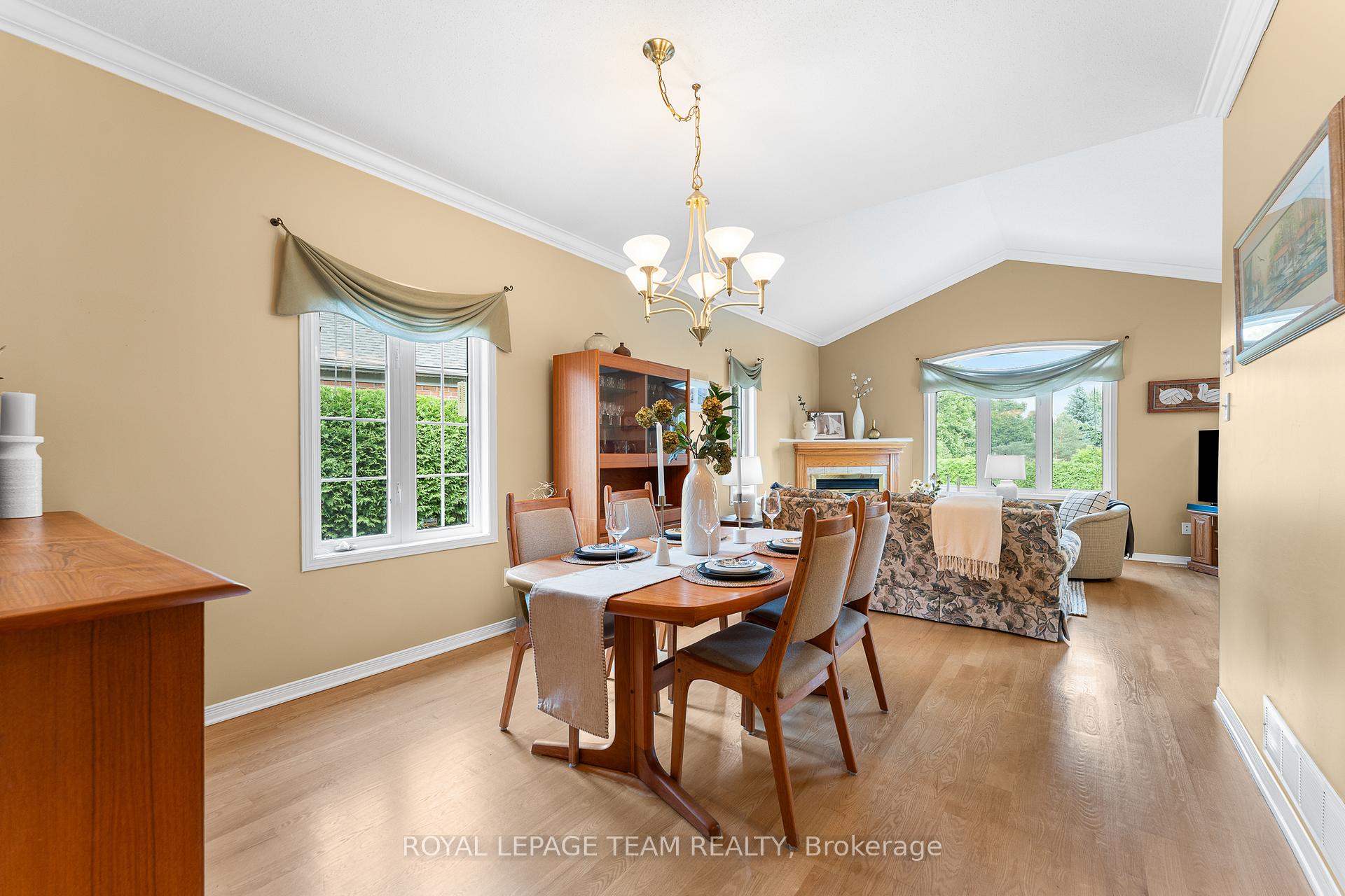 Photo 5 of 77 Kinmount Private, Ottawa, Kanata - Kanata Lakes/Heritage Hills — HOMEH