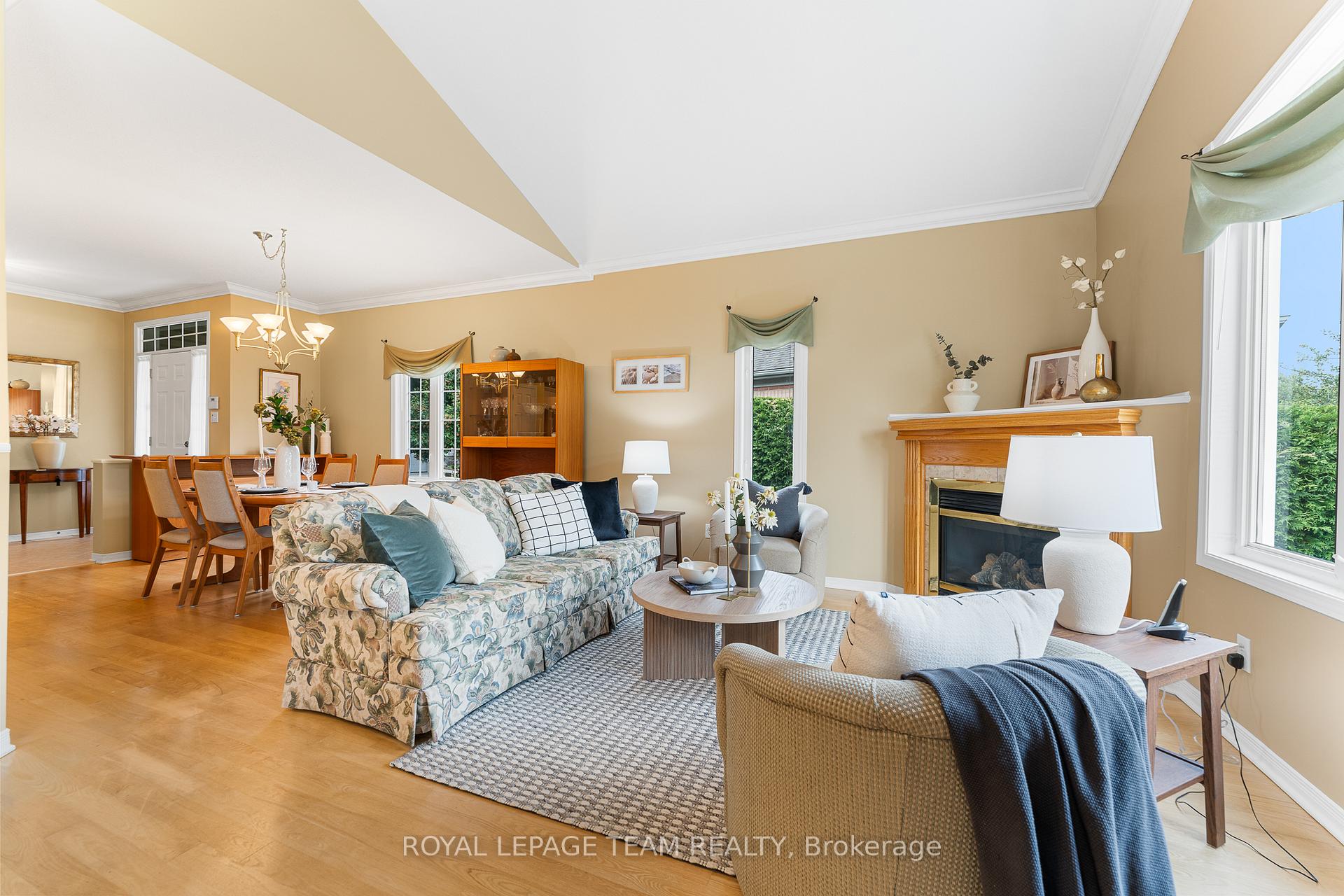 Photo 11 of 77 Kinmount Private, Ottawa, Kanata - Kanata Lakes/Heritage Hills — HOMEH