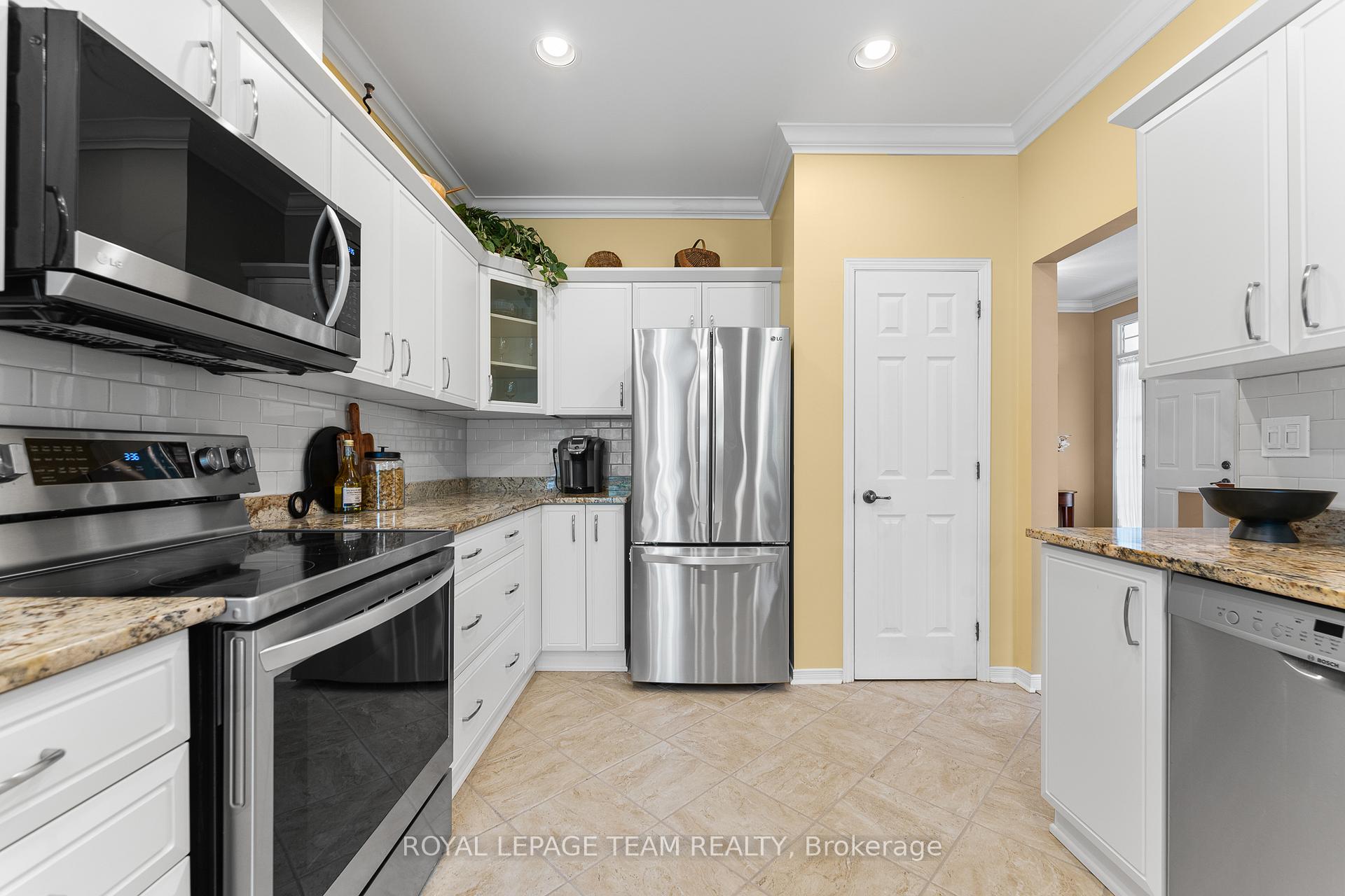 Photo 20 of 77 Kinmount Private, Ottawa, Kanata - Kanata Lakes/Heritage Hills — HOMEH