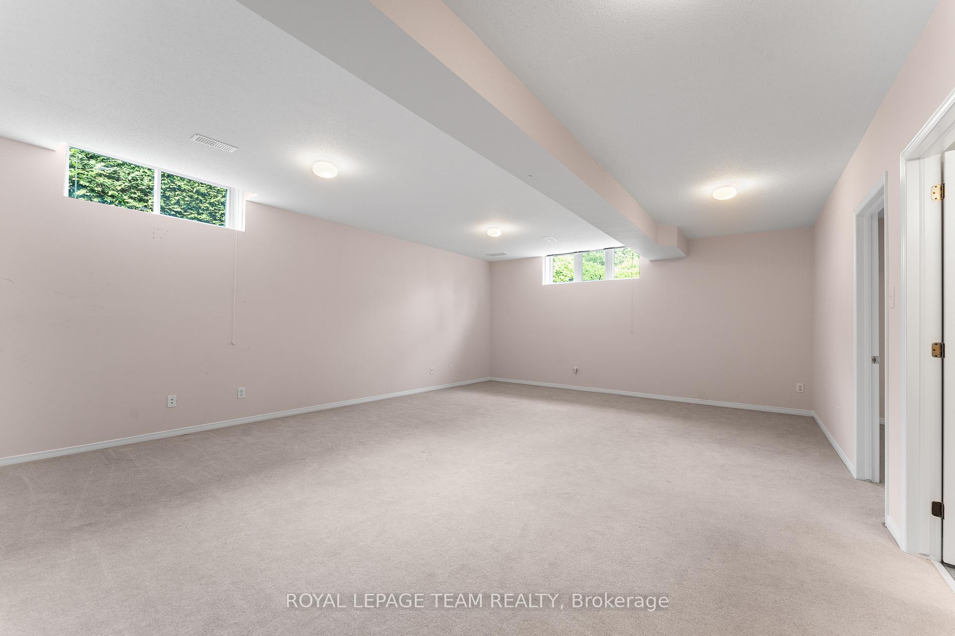 Photo 33 of 77 Kinmount Private, Ottawa, Kanata - Kanata Lakes/Heritage Hills — HOMEH