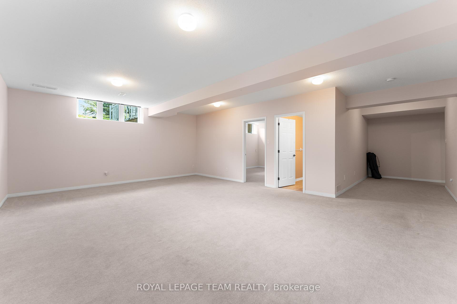 Photo 35 of 77 Kinmount Private, Ottawa, Kanata - Kanata Lakes/Heritage Hills — HOMEH