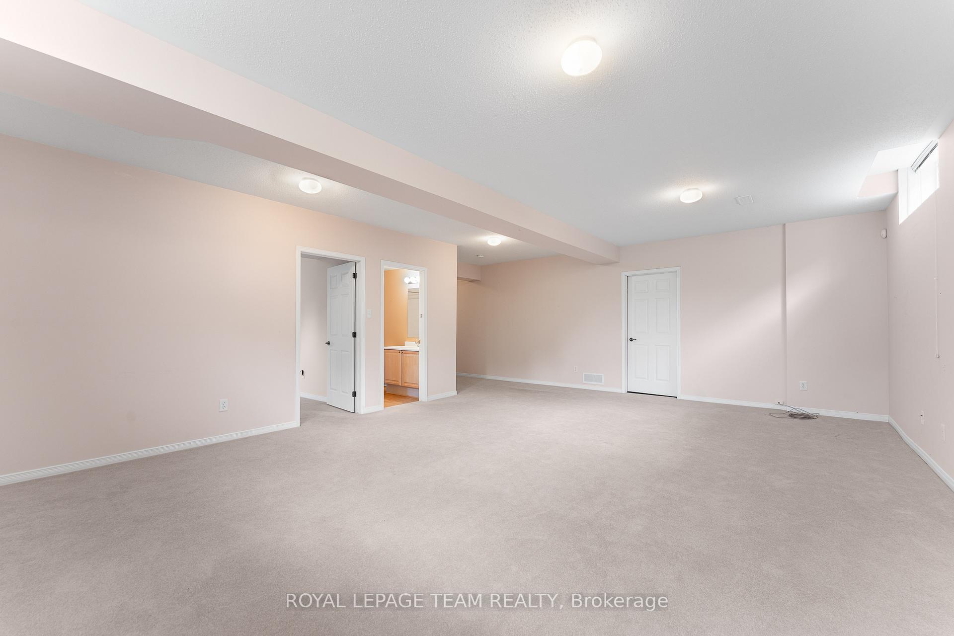 Photo 36 of 77 Kinmount Private, Ottawa, Kanata - Kanata Lakes/Heritage Hills — HOMEH