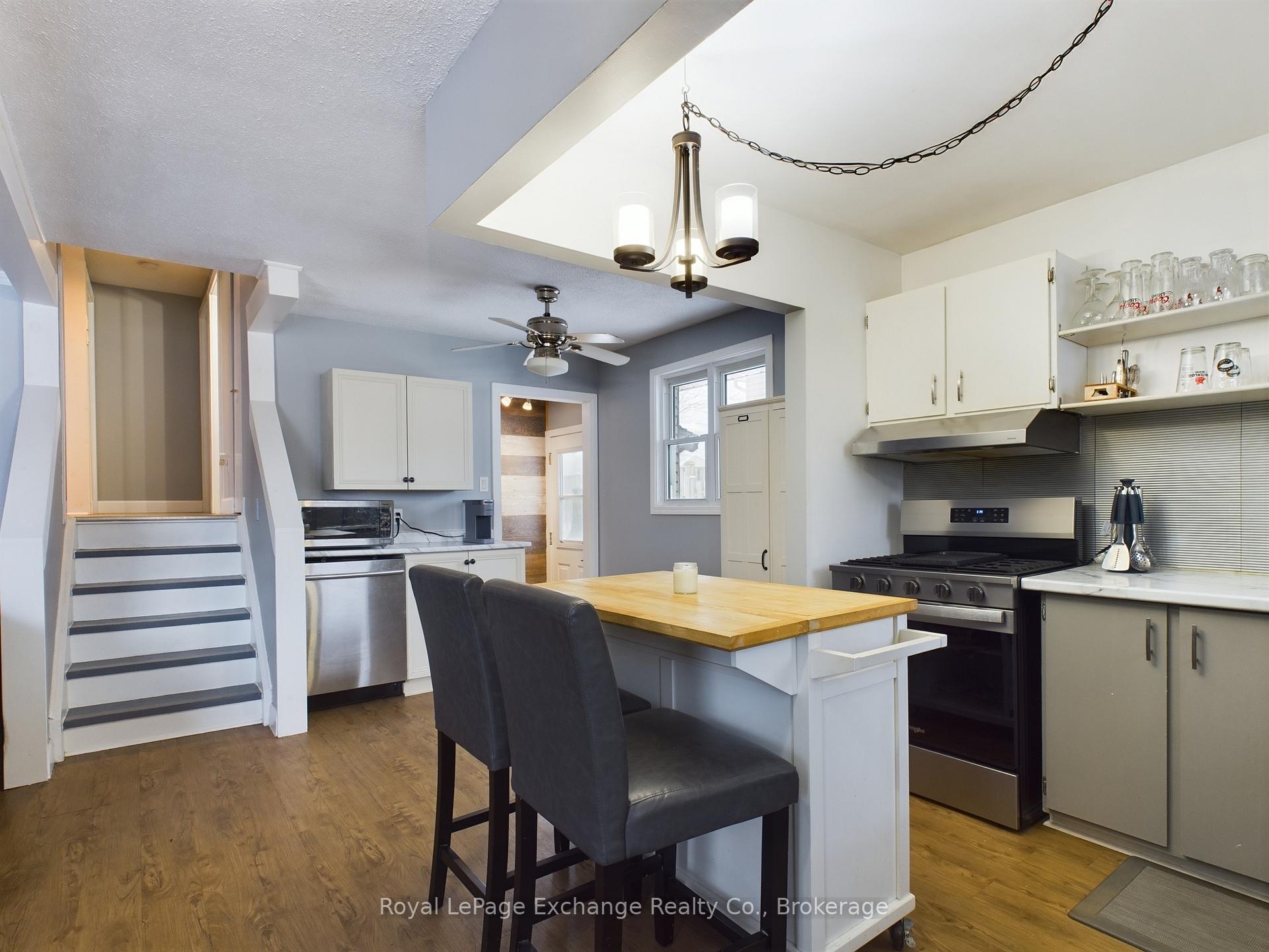 Photo 2 of 772 Walsh Street, Kincardine — HOMEH