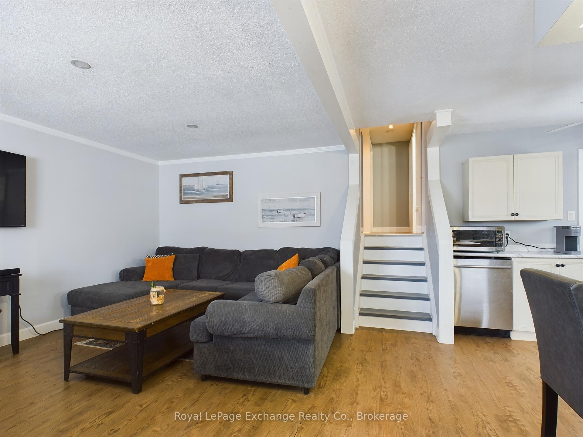 Photo 3 of 772 Walsh Street, Kincardine — HOMEH