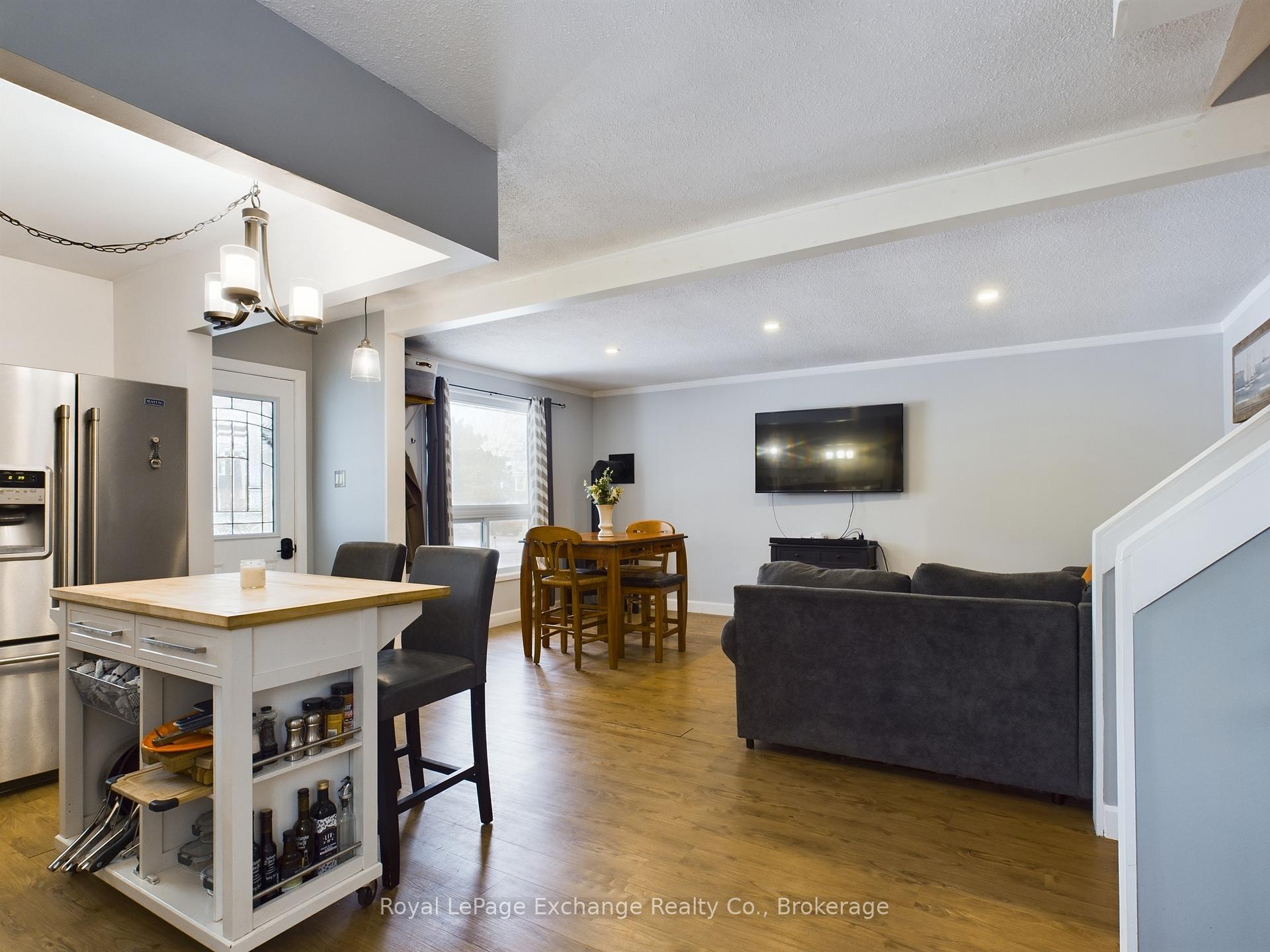 Photo 6 of 772 Walsh Street, Kincardine — HOMEH