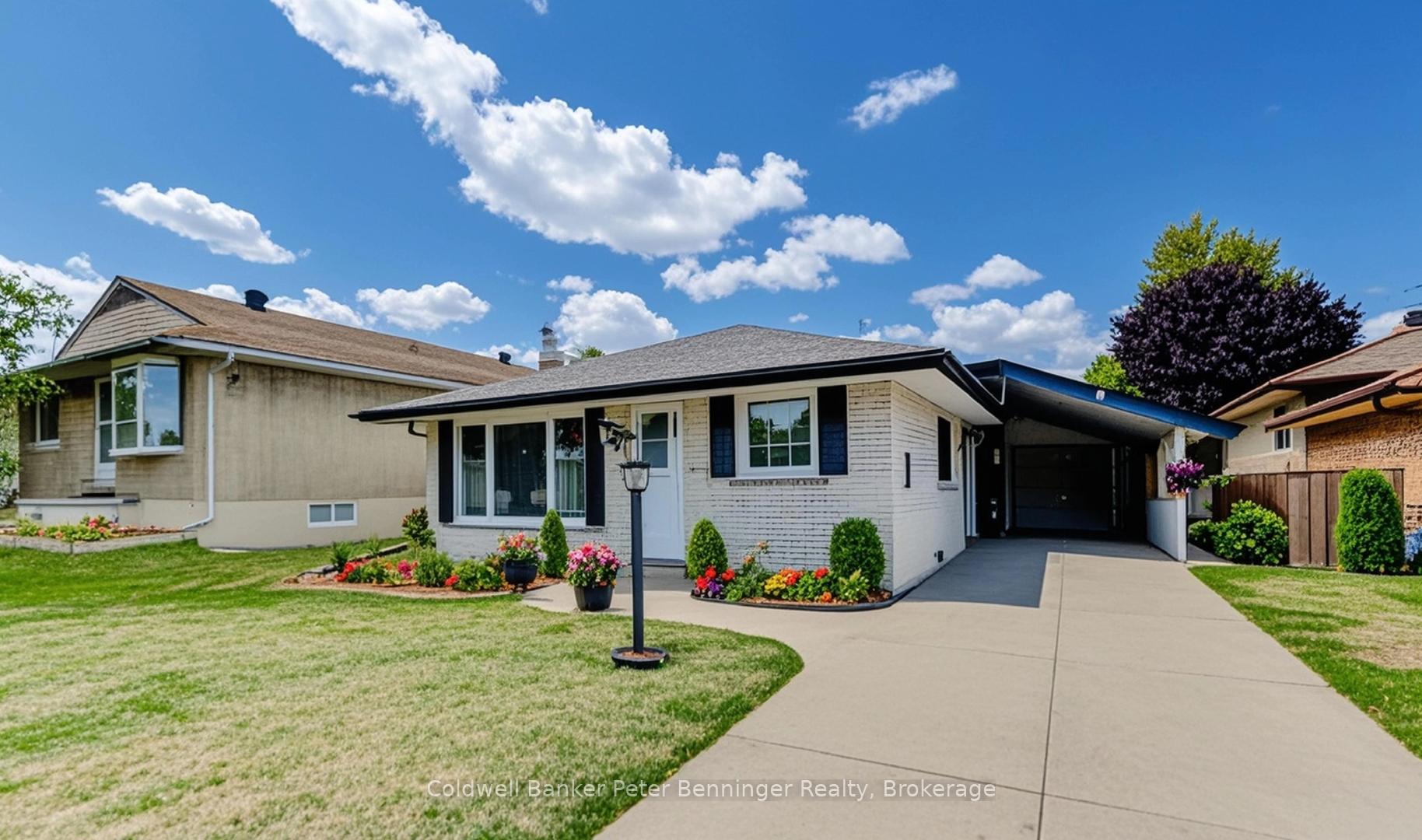 Photo 2 of 41 Weichel Street, Kitchener — HOMEH