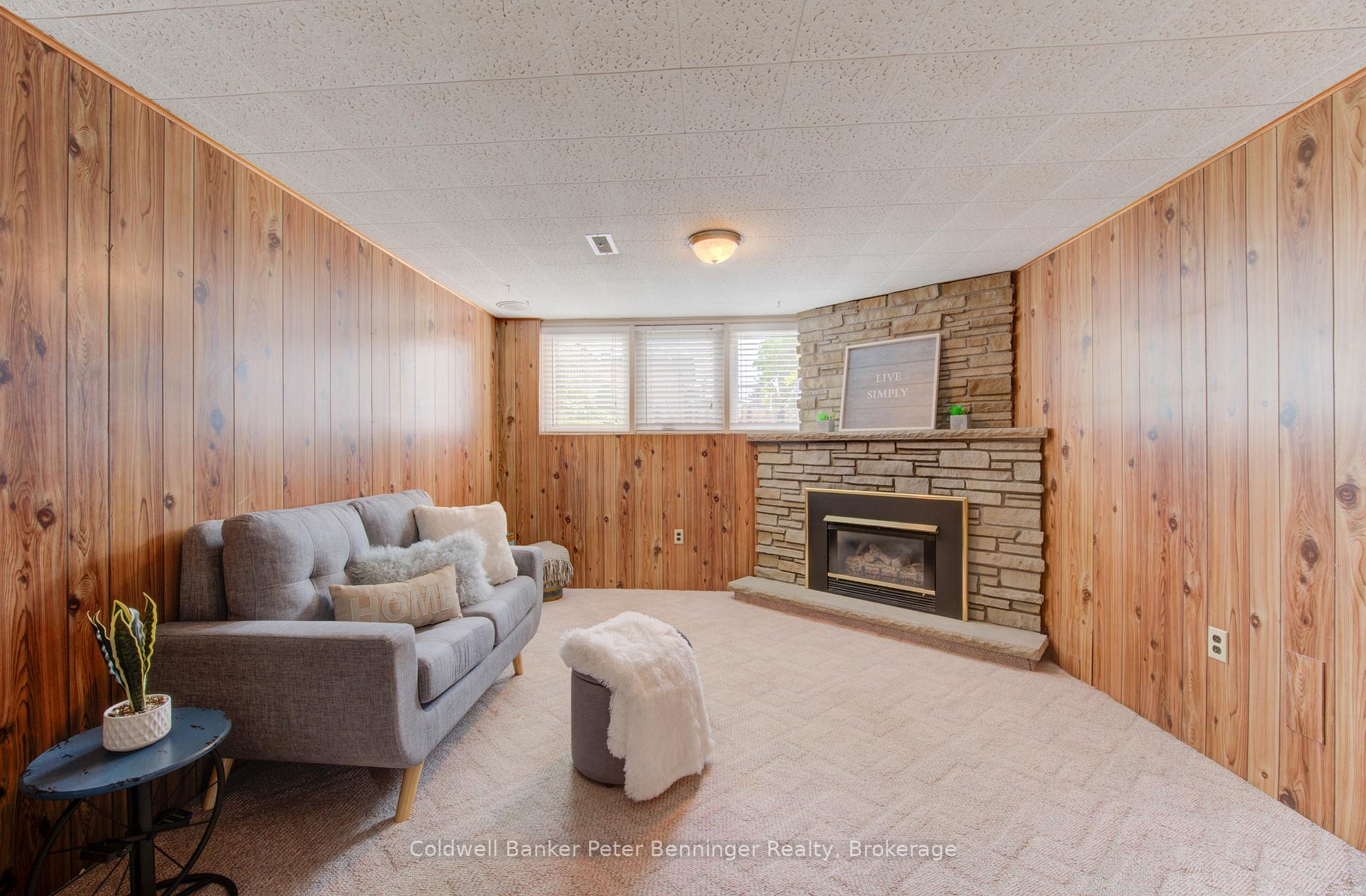 Photo 20 of 41 Weichel Street, Kitchener — HOMEH