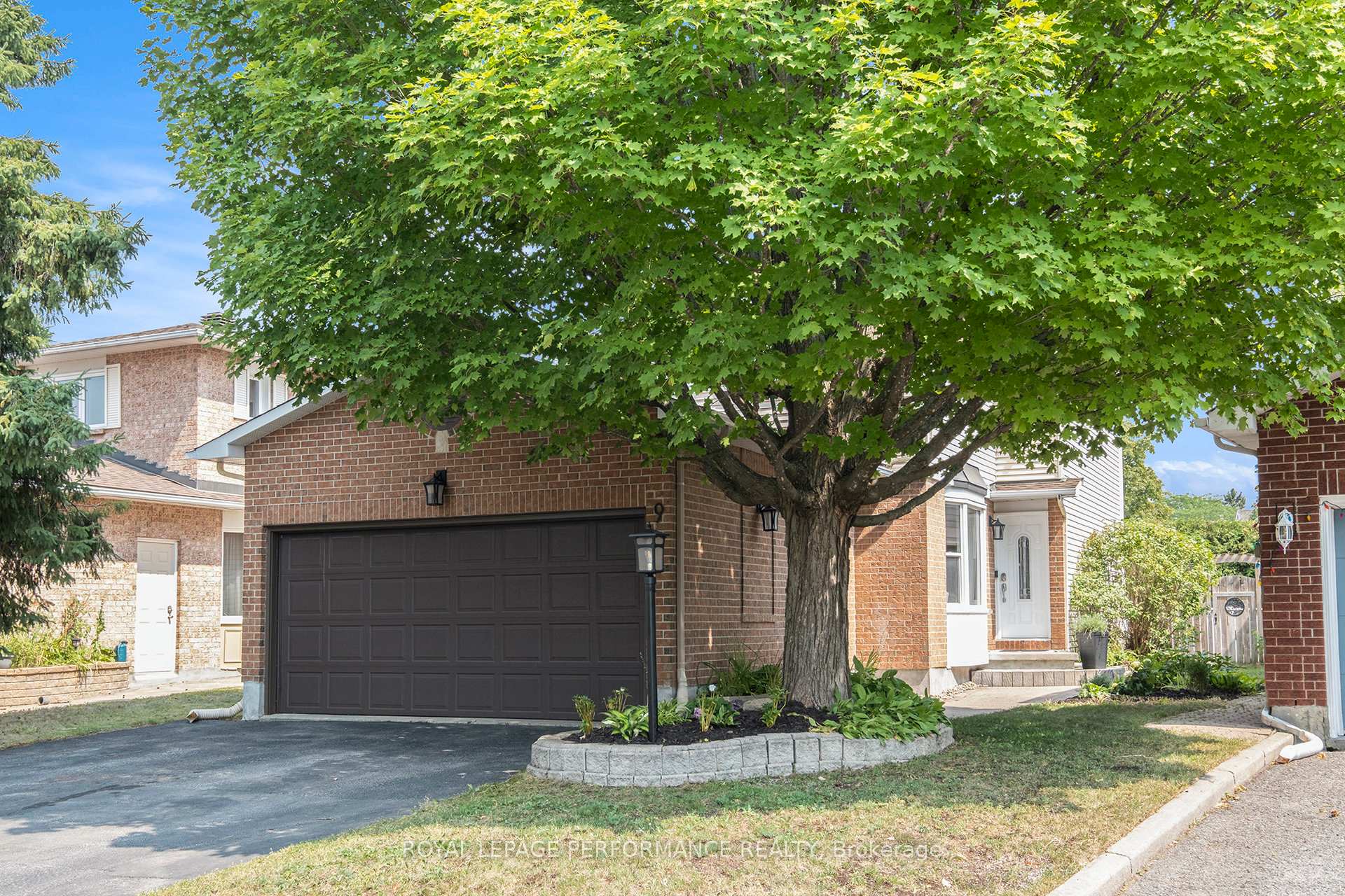 Photo 1 of 9 Longden Place, Ottawa, Kanata - Bridlewood — HOMEH