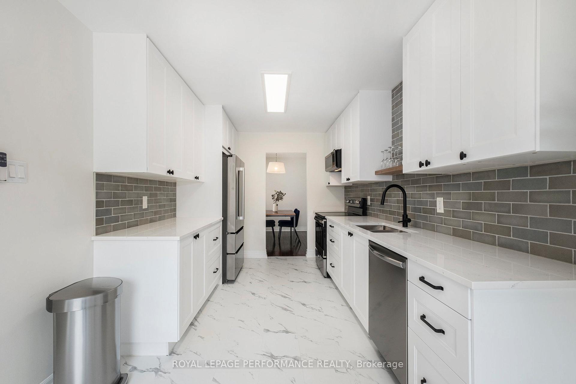 Photo 4 of 9 Longden Place, Ottawa, Kanata - Bridlewood — HOMEH