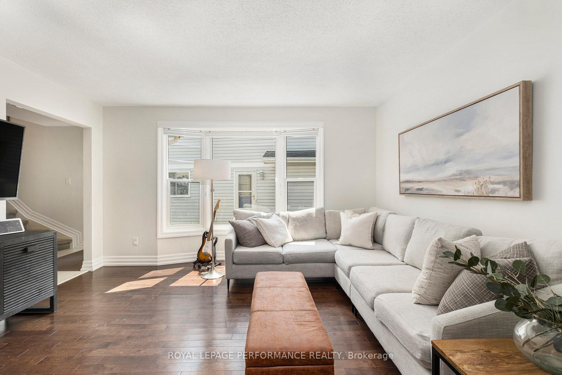 Photo 6 of 9 Longden Place, Ottawa, Kanata - Bridlewood — HOMEH