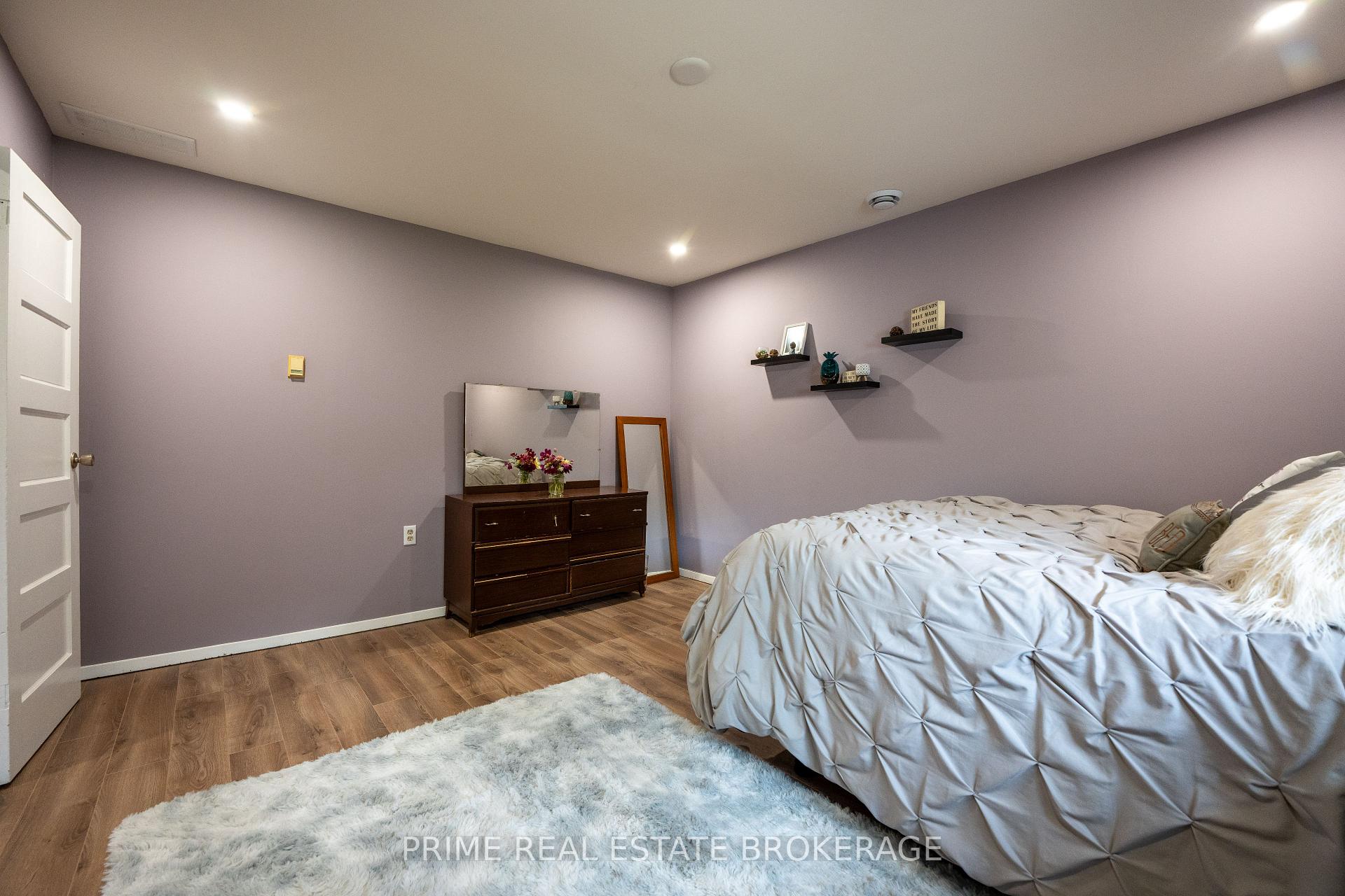Photo 7 of 126 Albert Street, Lucan Biddulph, Lucan — HOMEH