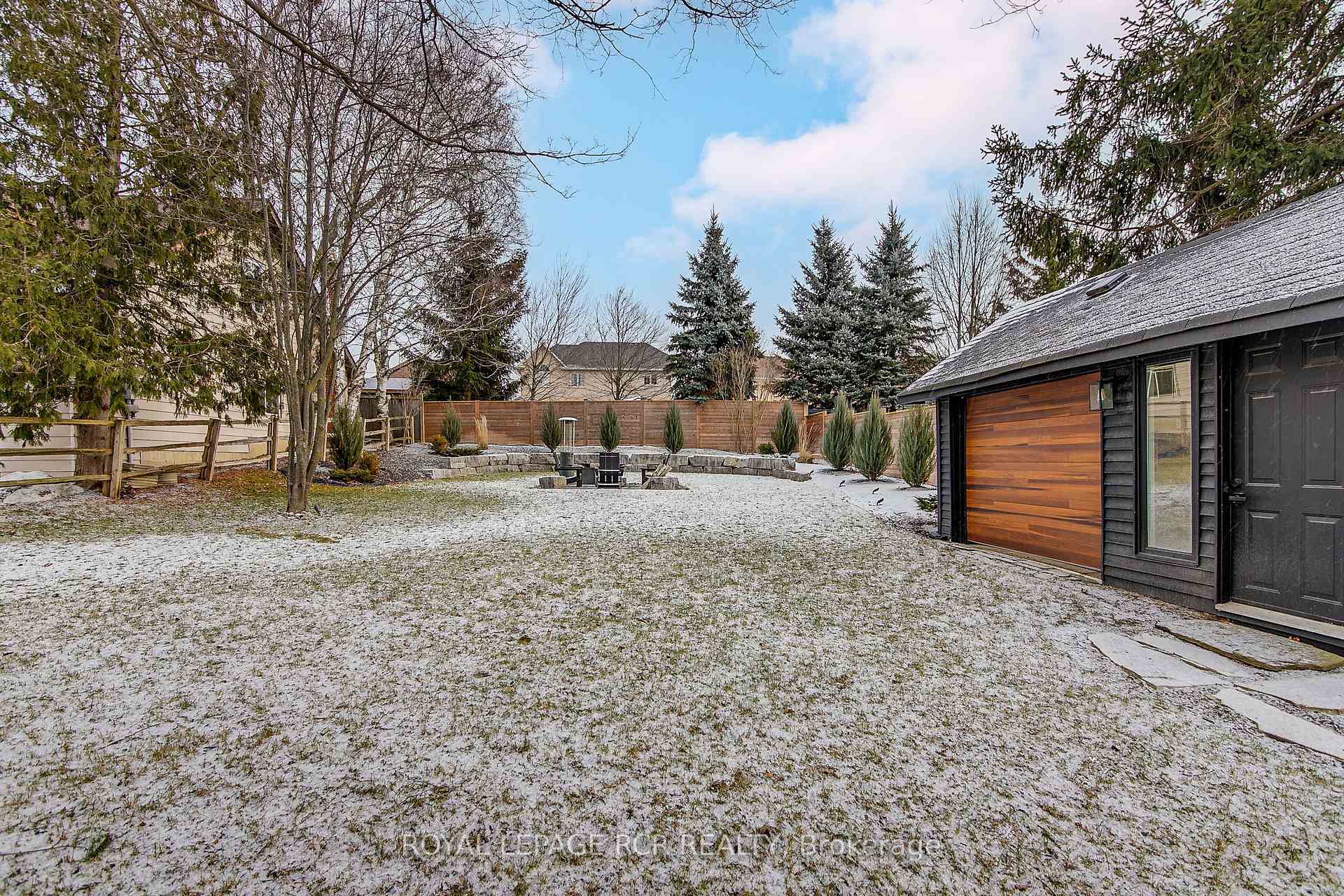 Photo 5 of 442 Main Street, King, Schomberg — HOMEH
