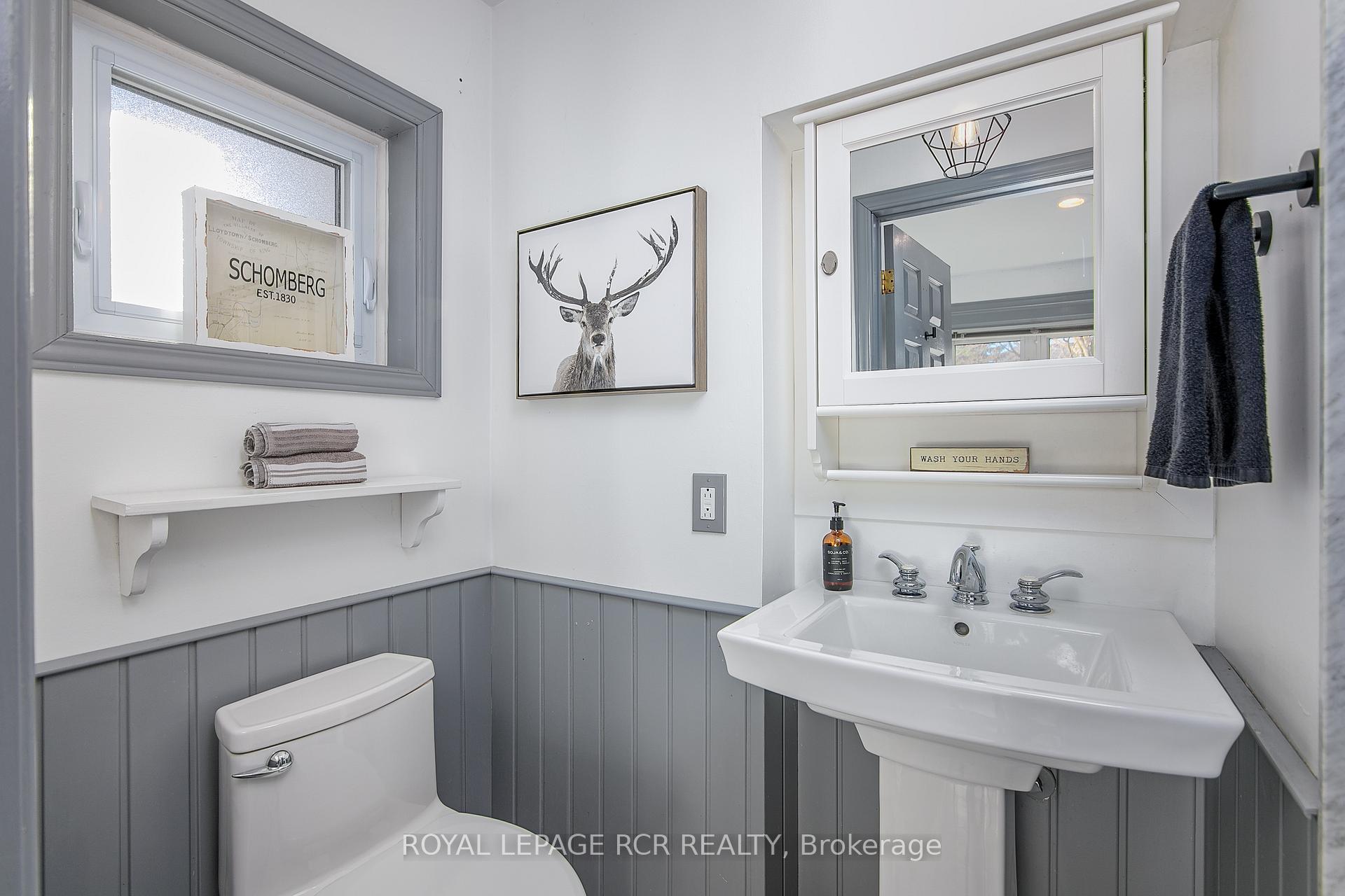 Photo 24 of 442 Main Street, King, Schomberg — HOMEH