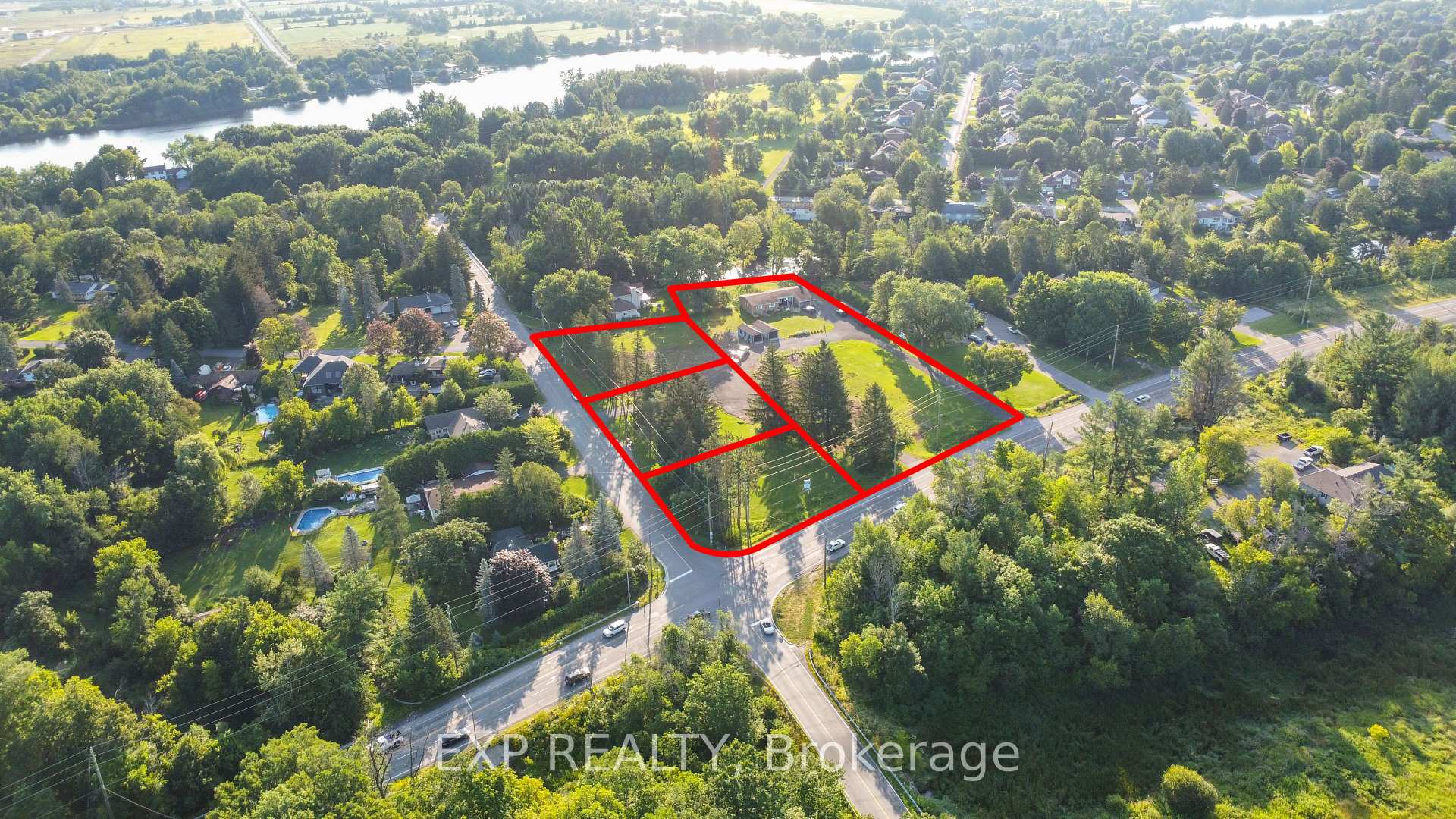 Photo 4 of 3363 Barnsdale Road, Ottawa, Manotick Village & Manotick Estates — HOMEH