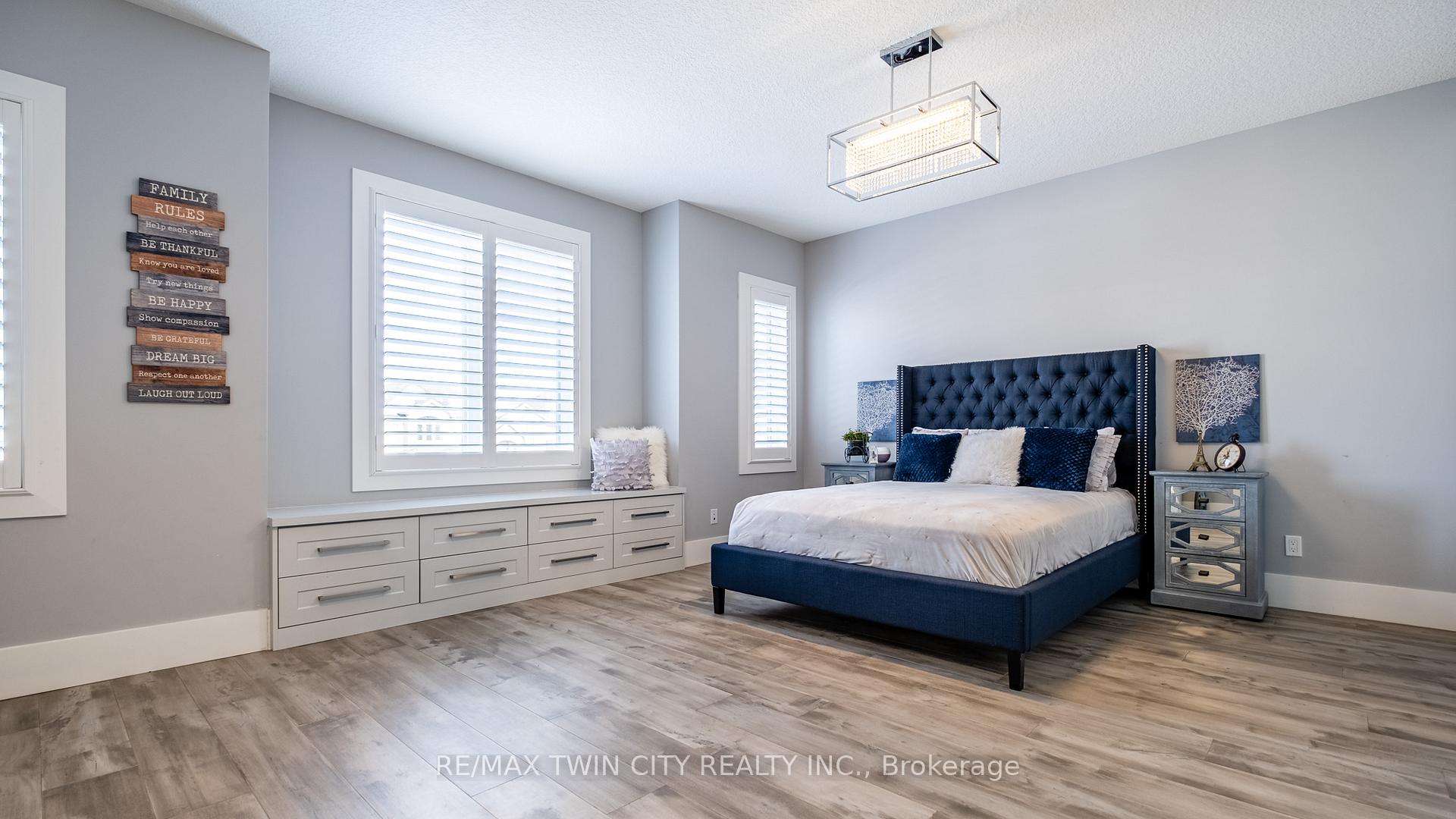 Photo 19 of 46 Paige Street, Kitchener — HOMEH