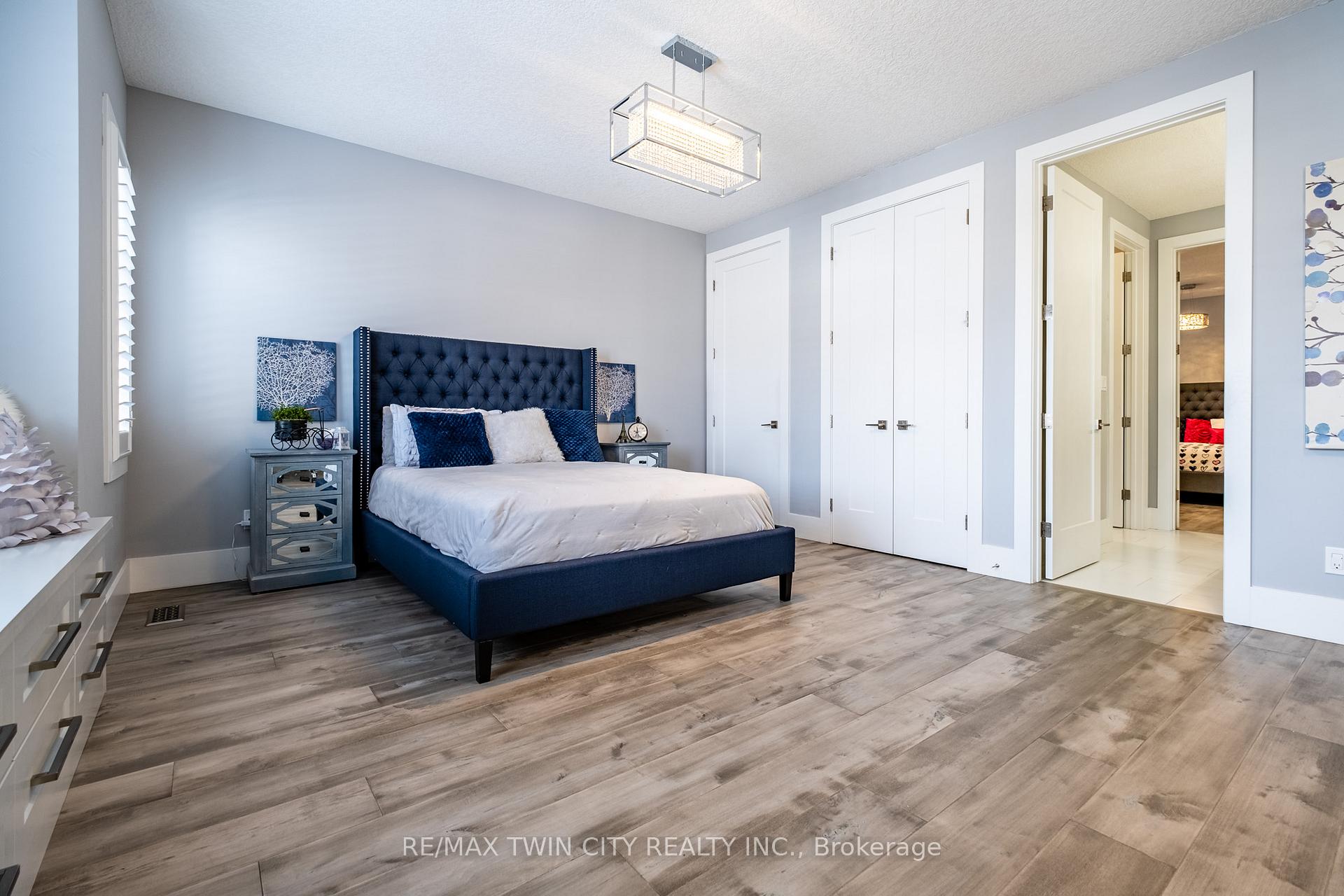 Photo 21 of 46 Paige Street, Kitchener — HOMEH