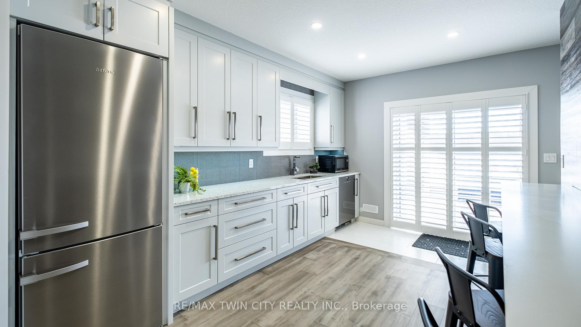 Photo 31 of 46 Paige Street, Kitchener — HOMEH