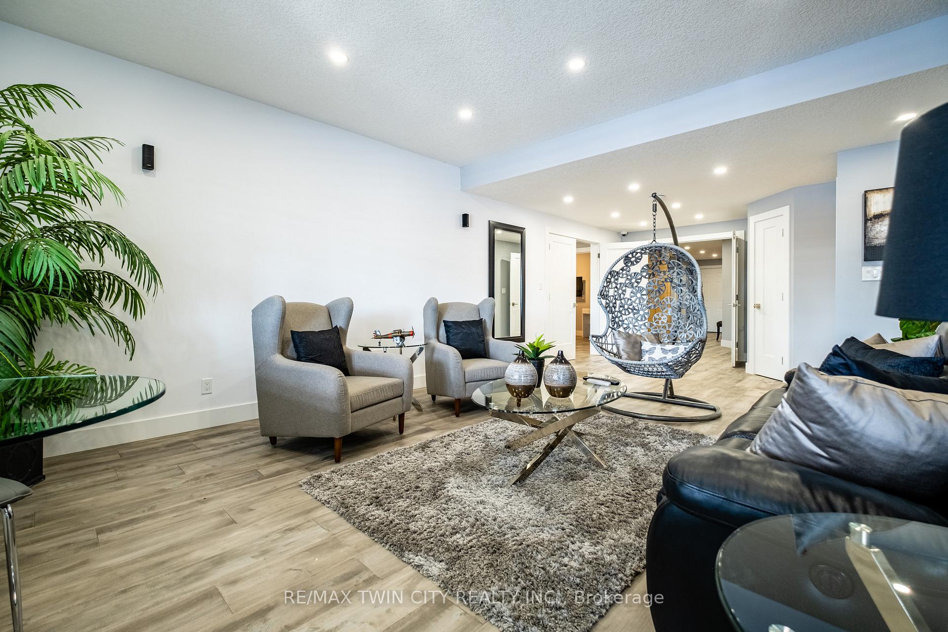 Photo 39 of 46 Paige Street, Kitchener — HOMEH