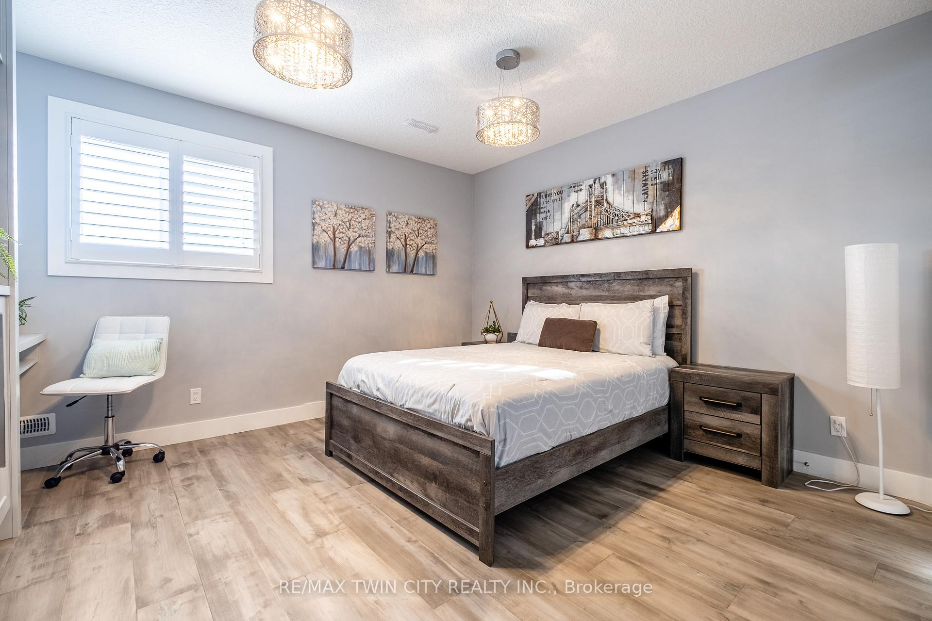 Photo 40 of 46 Paige Street, Kitchener — HOMEH